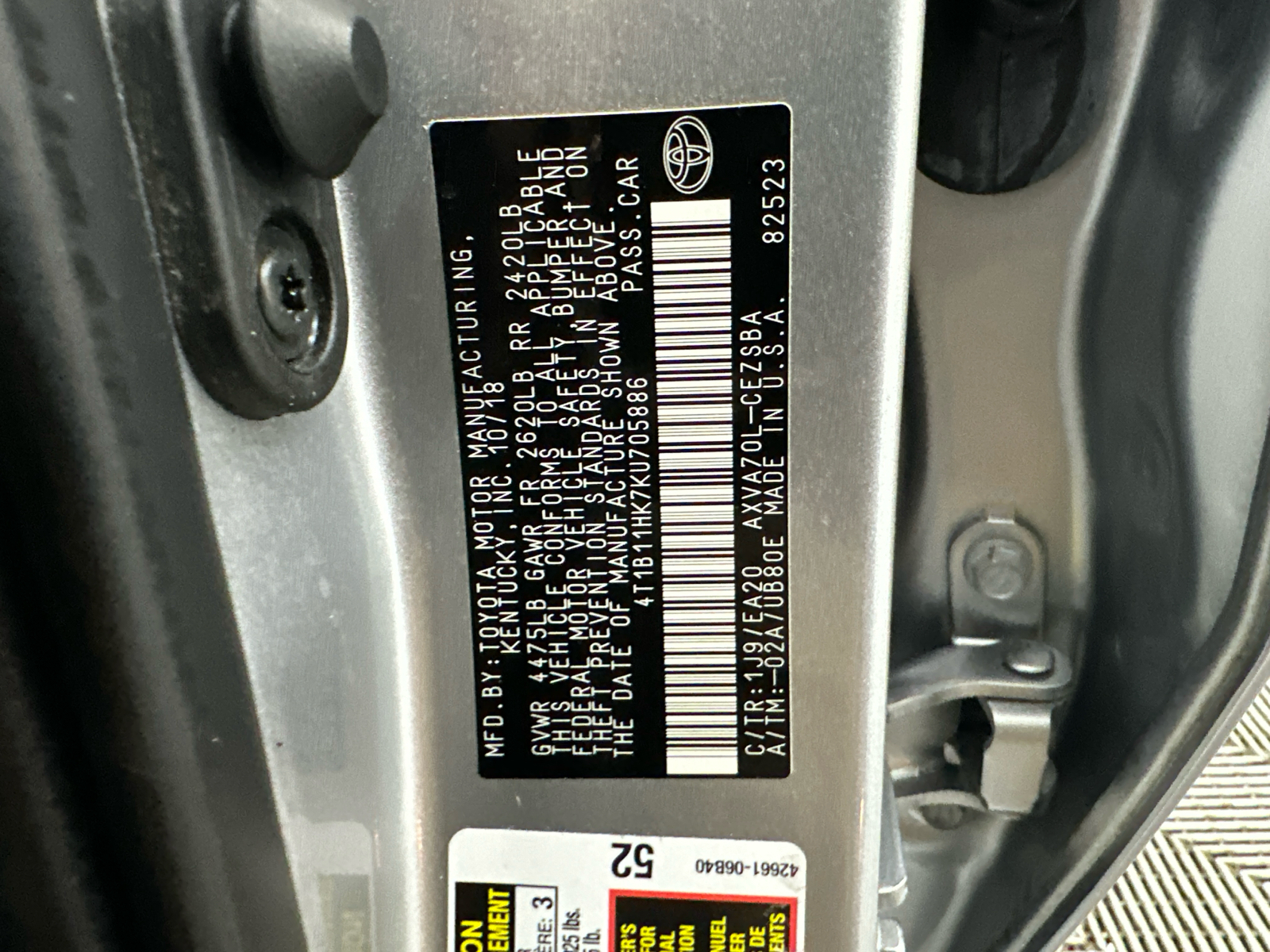 2019 Toyota Camry SE 33