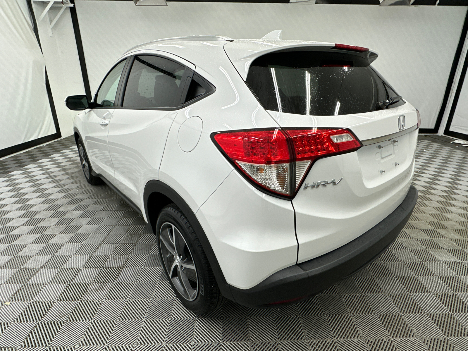 2021 Honda HR-V EX 3