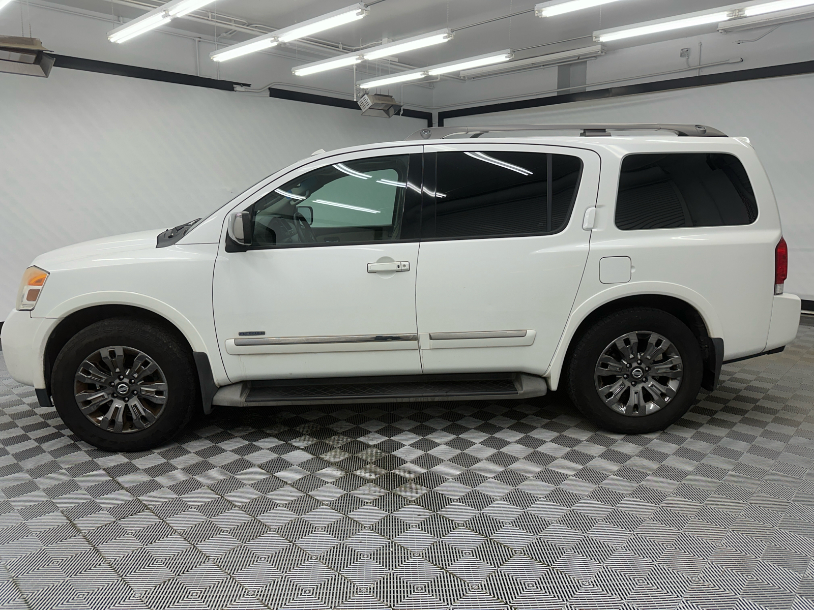 2015 Nissan Armada Platinum 2