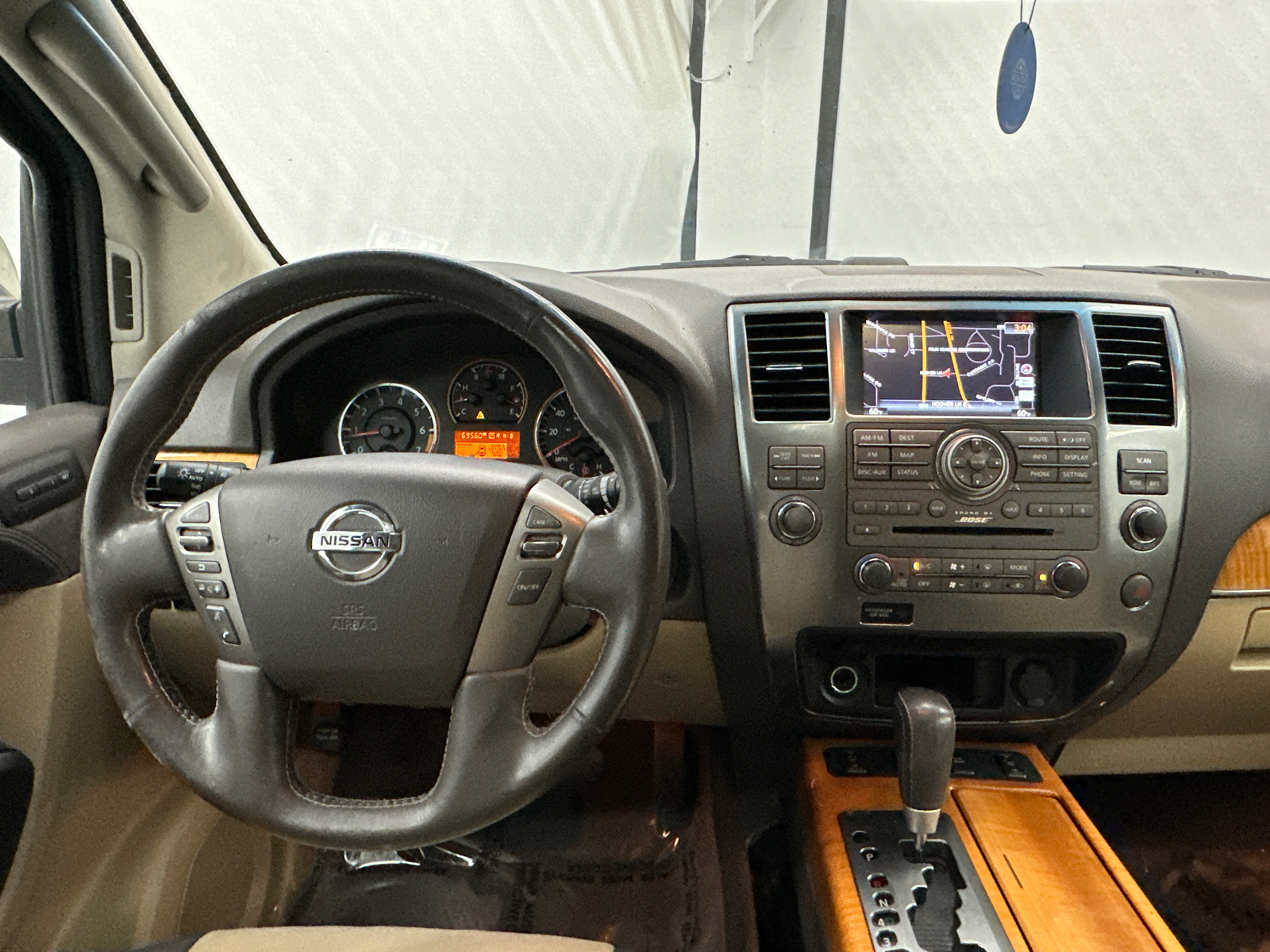 2015 Nissan Armada Platinum 30