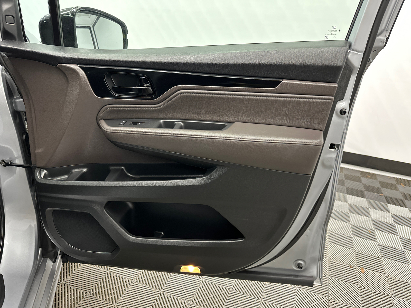 2019 Honda Odyssey Elite 16