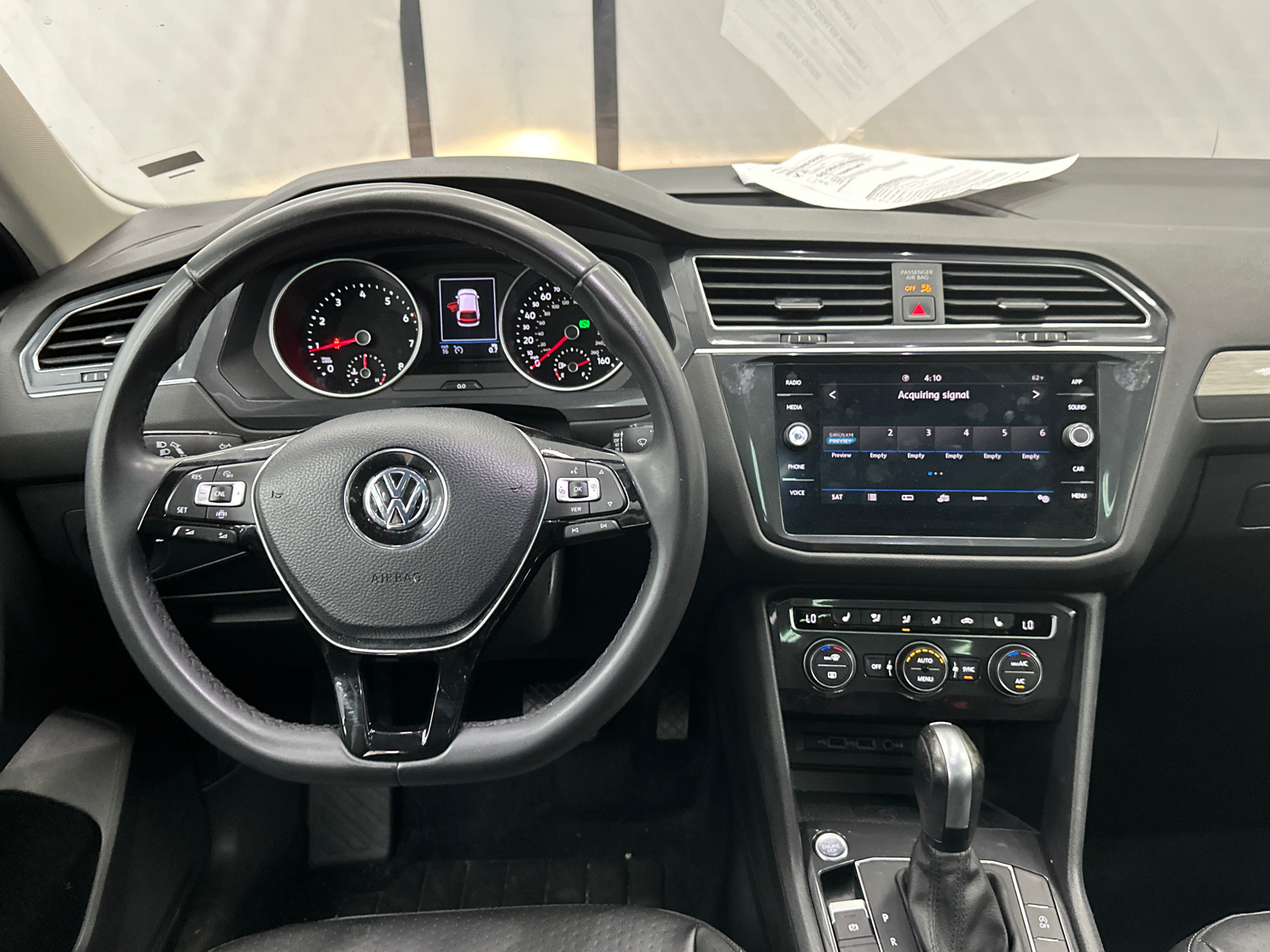 2020 Volkswagen Tiguan 2.0T SE 25