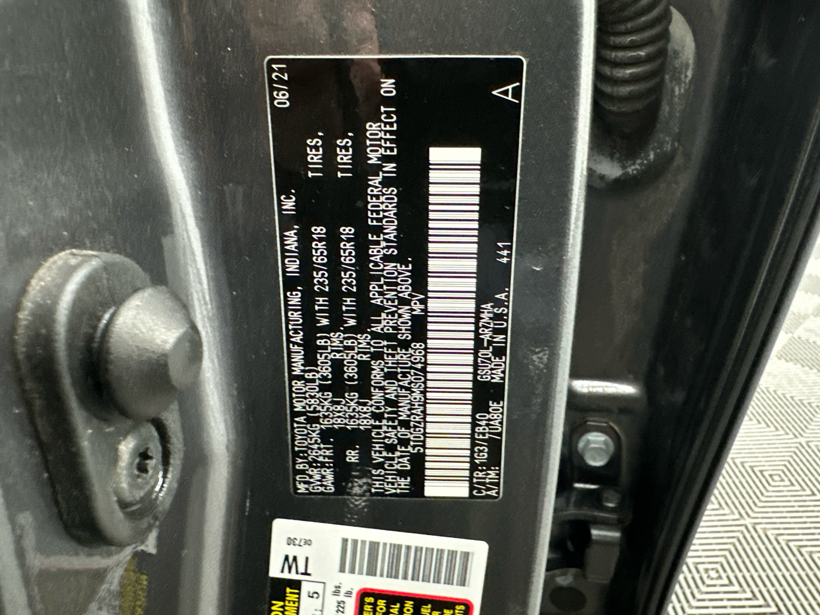 2021 Toyota Highlander XLE 37