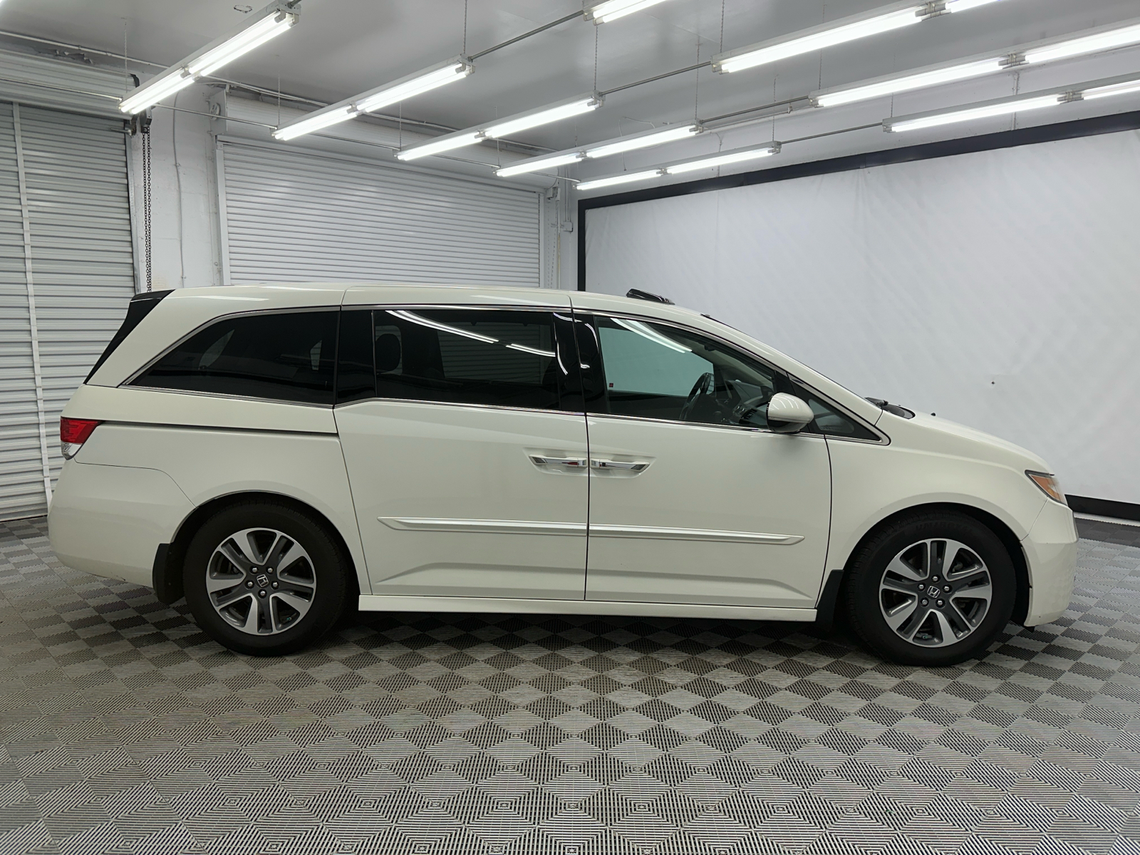 2015 Honda Odyssey Touring Elite 6