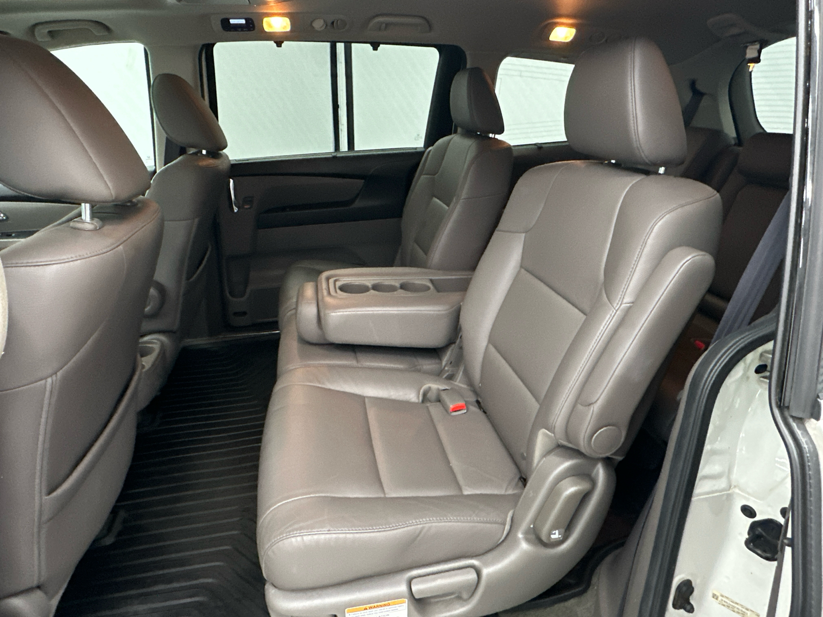 2015 Honda Odyssey Touring Elite 24