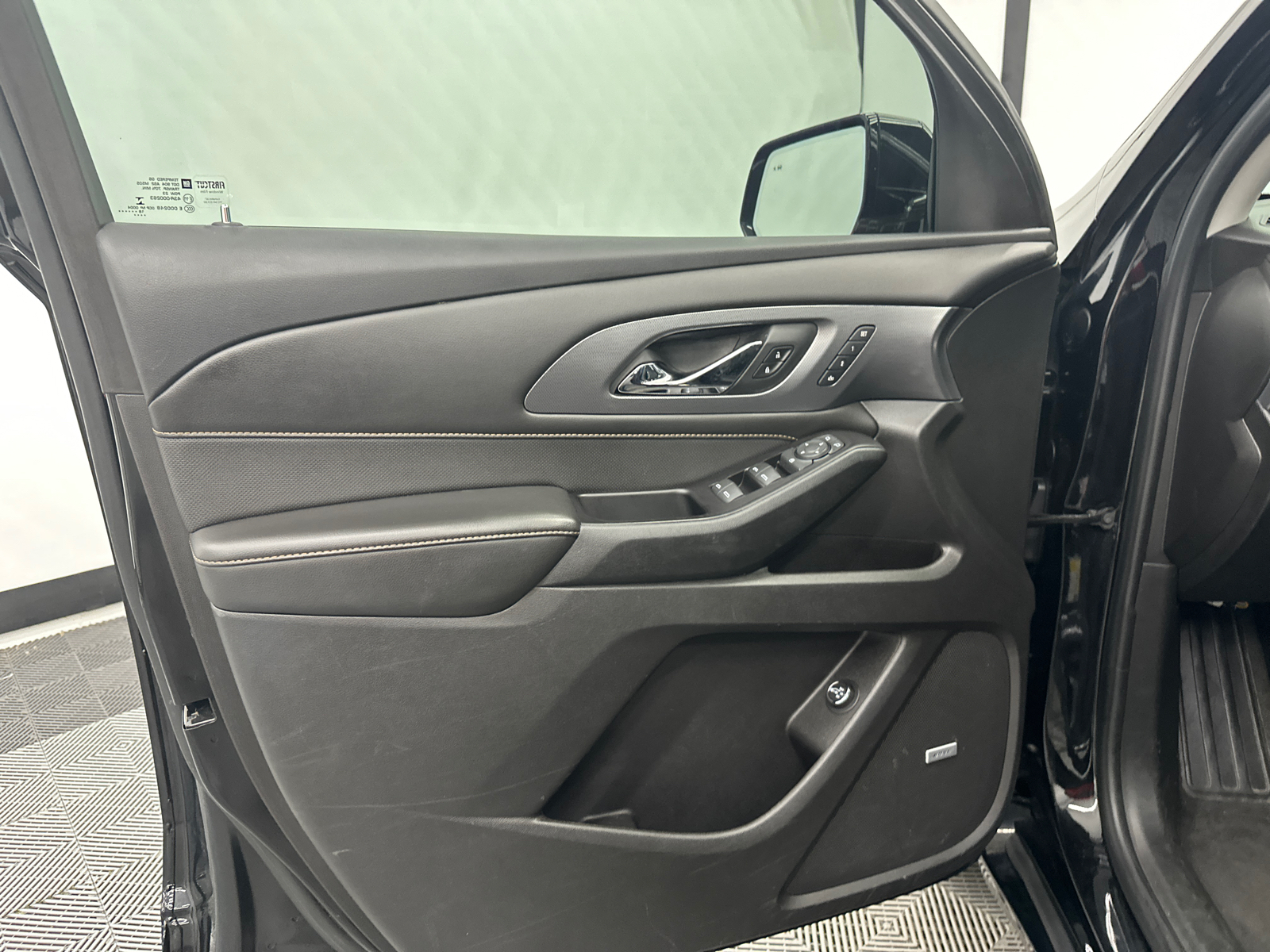 2019 Chevrolet Traverse Premier 11