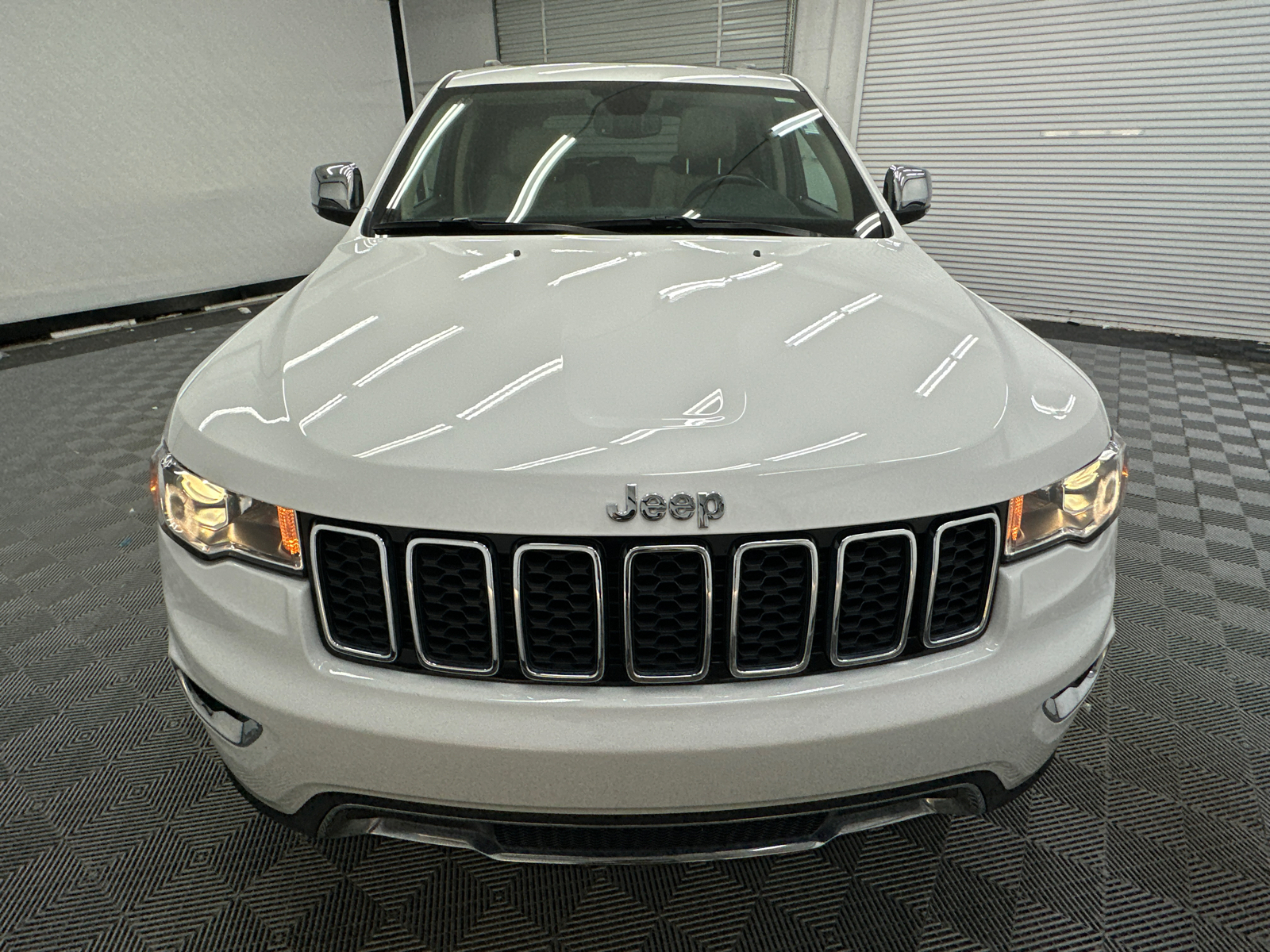 2022 Jeep Grand Cherokee WK Limited w/Moonroof 8
