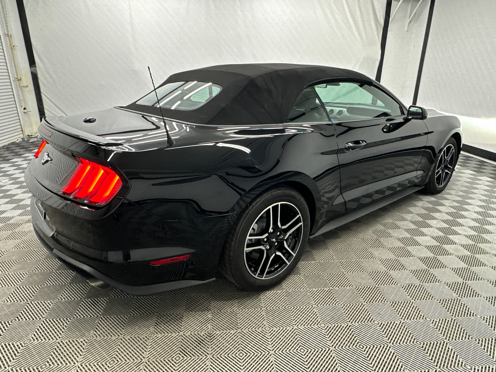 2022 Ford Mustang EcoBoost Premium 5