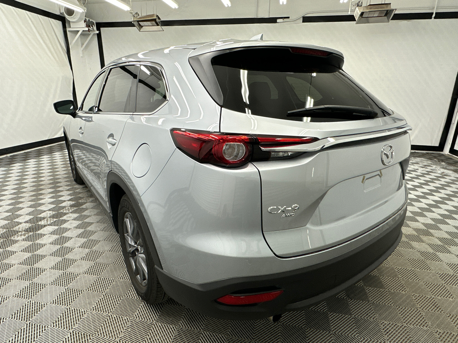 2023 Mazda CX-9 Touring 3