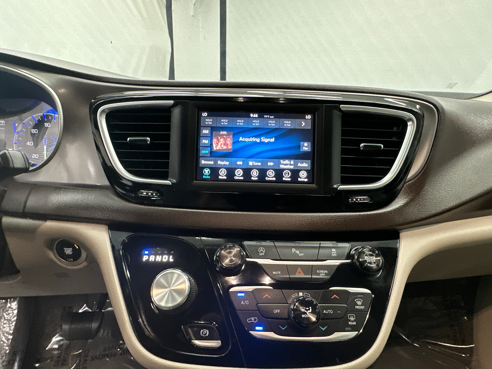 2018 Chrysler Pacifica Touring L 28