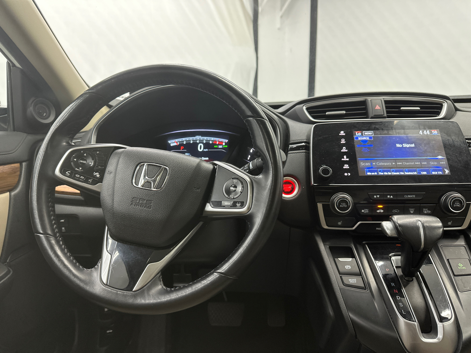 2018 Honda CR-V Touring 28