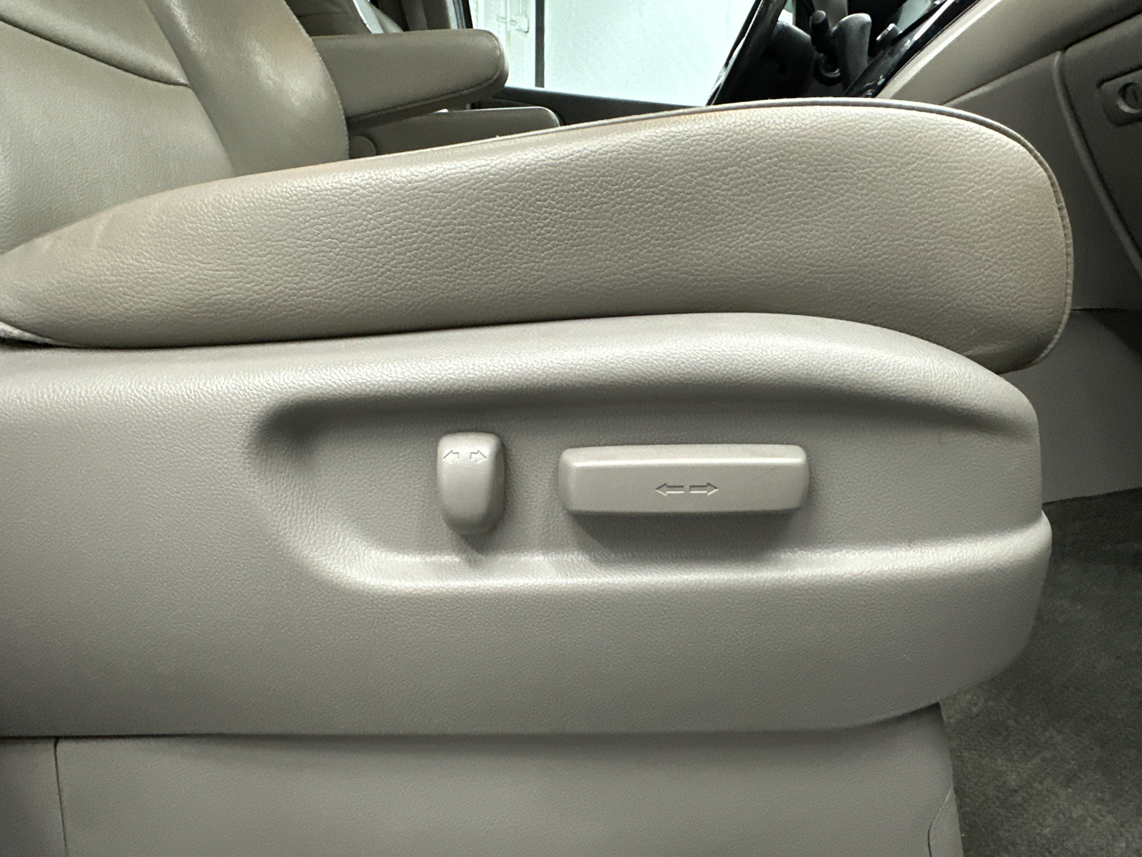 2015 Honda Odyssey EX-L 15