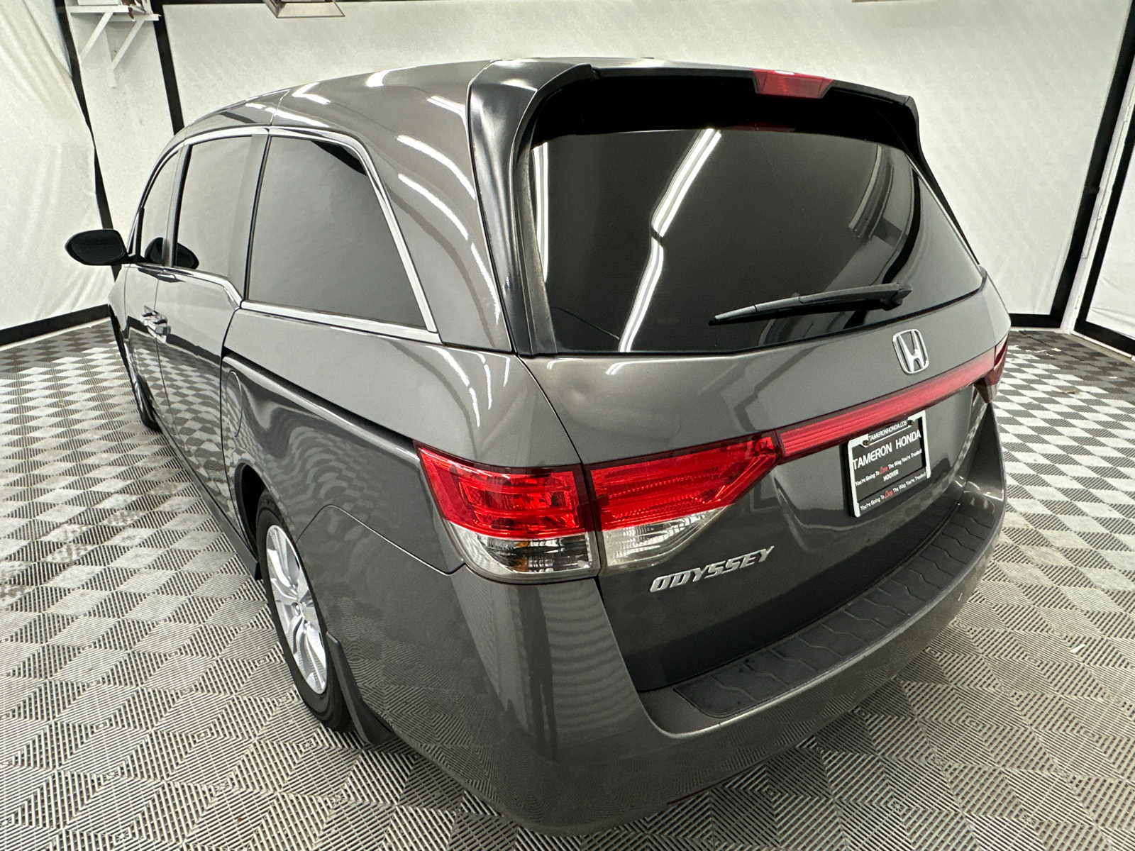 2015 Honda Odyssey EX-L 3