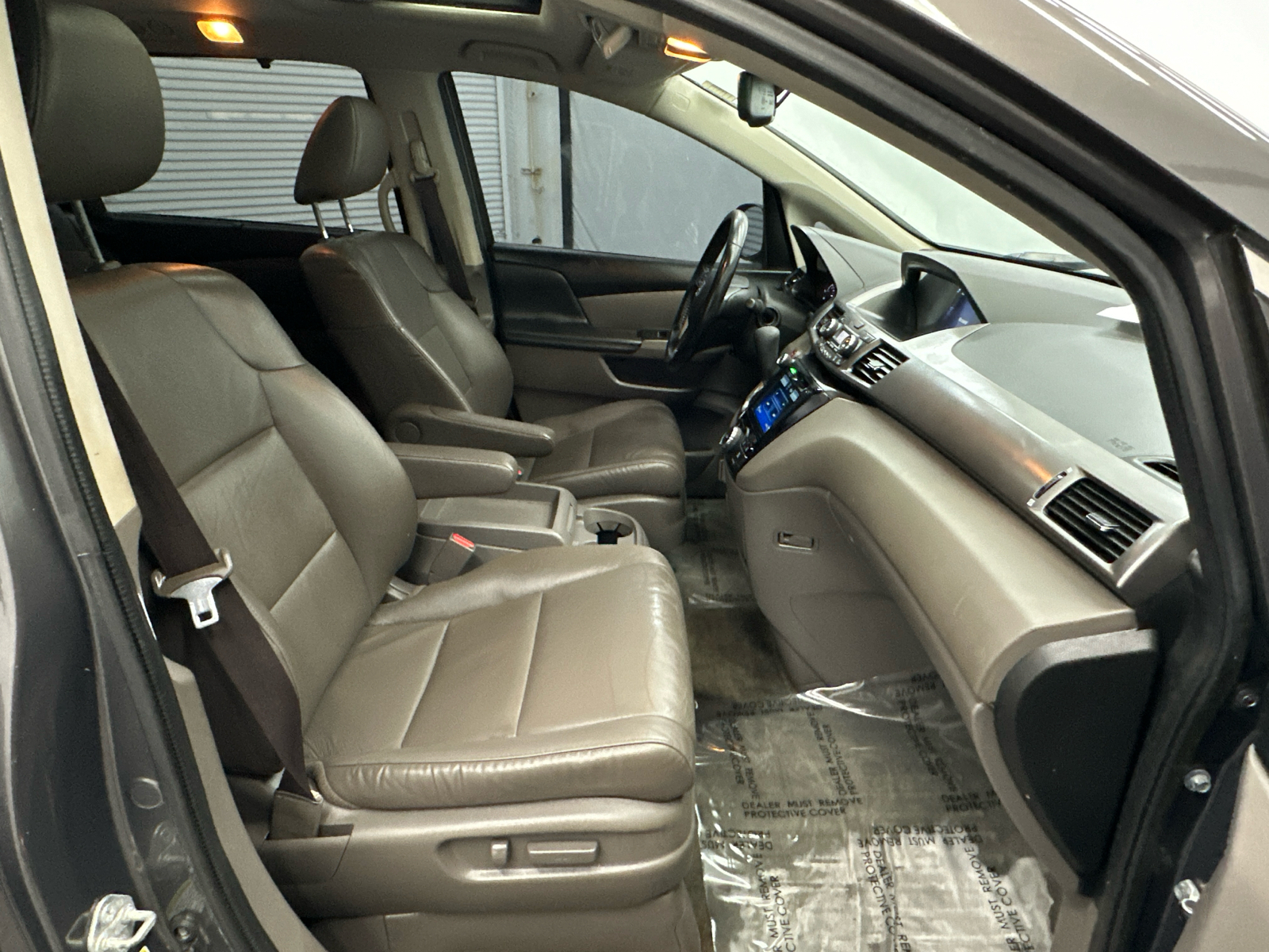 2015 Honda Odyssey EX-L 14