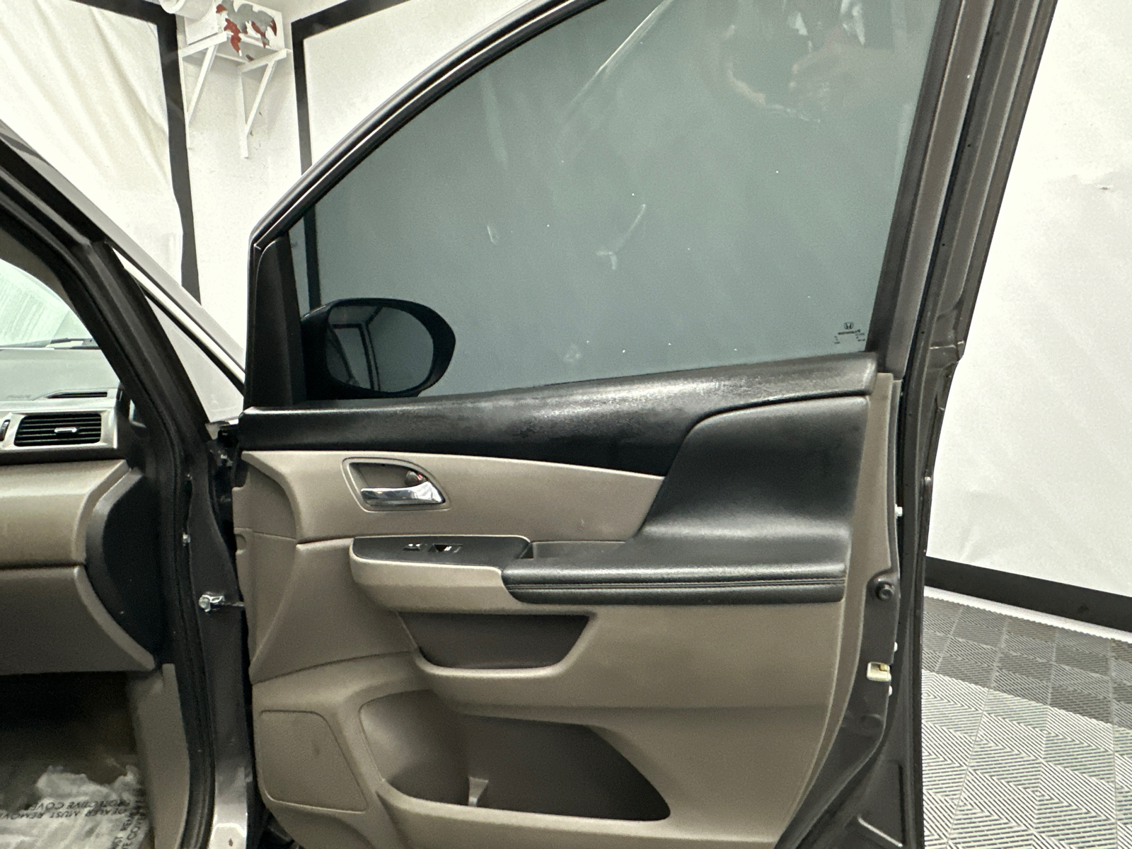 2015 Honda Odyssey EX-L 16