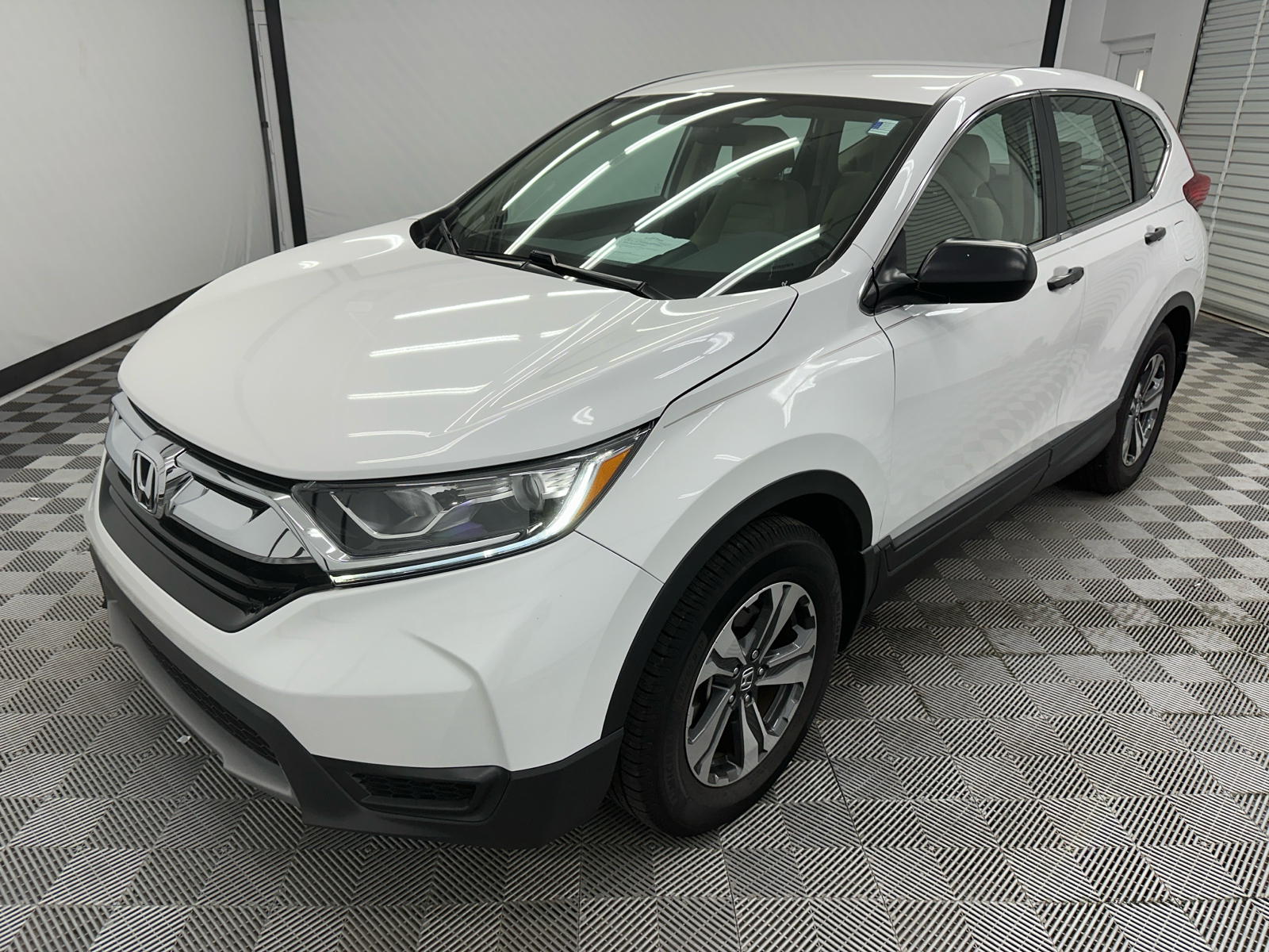2019 Honda CR-V LX 1