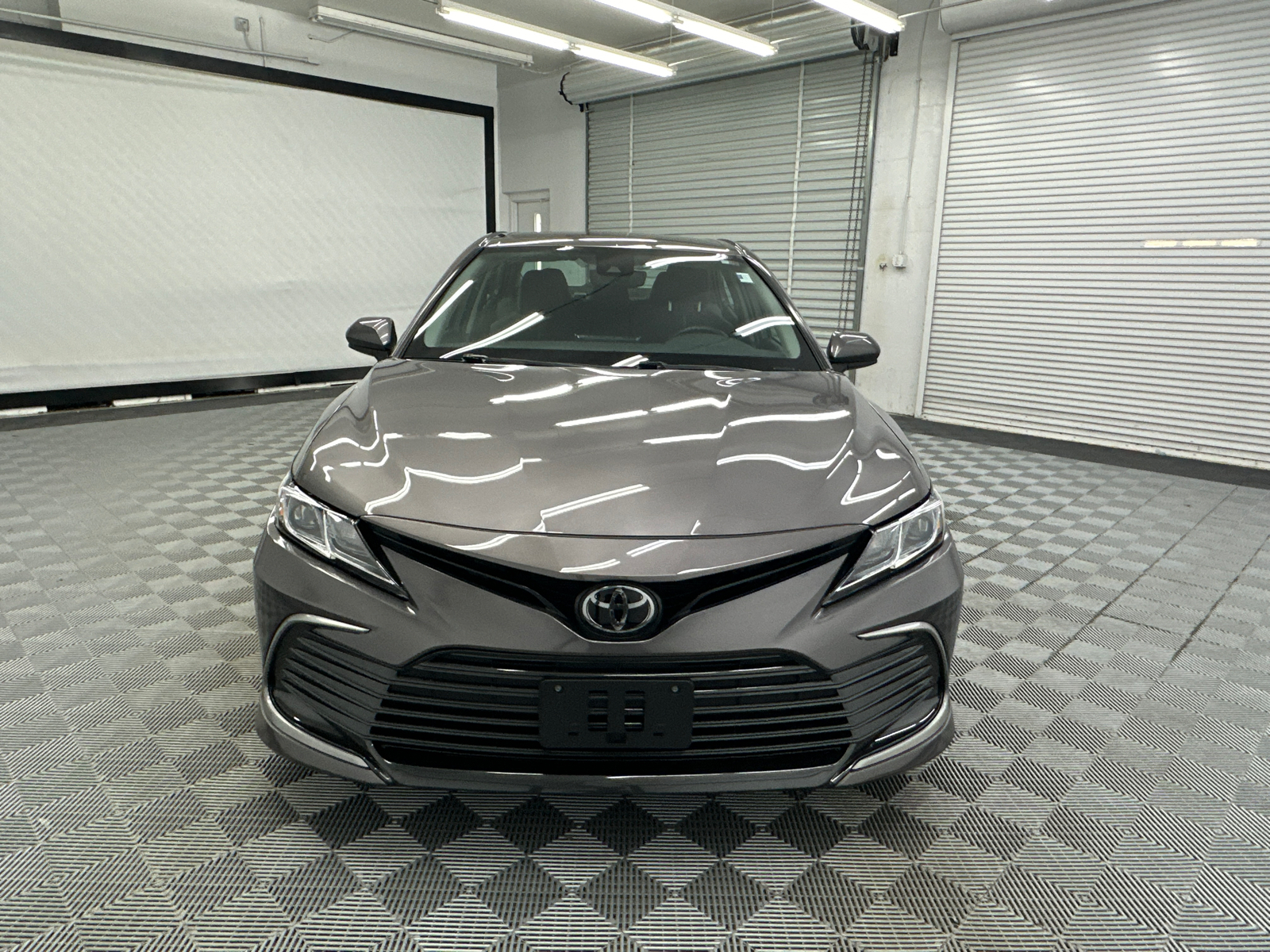 2023 Toyota Camry LE 8