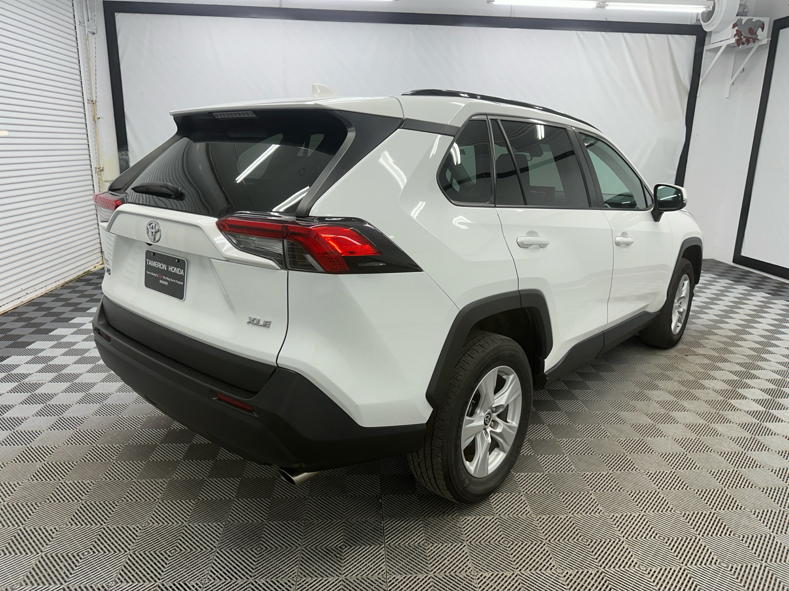 2021 Toyota RAV4 XLE 5