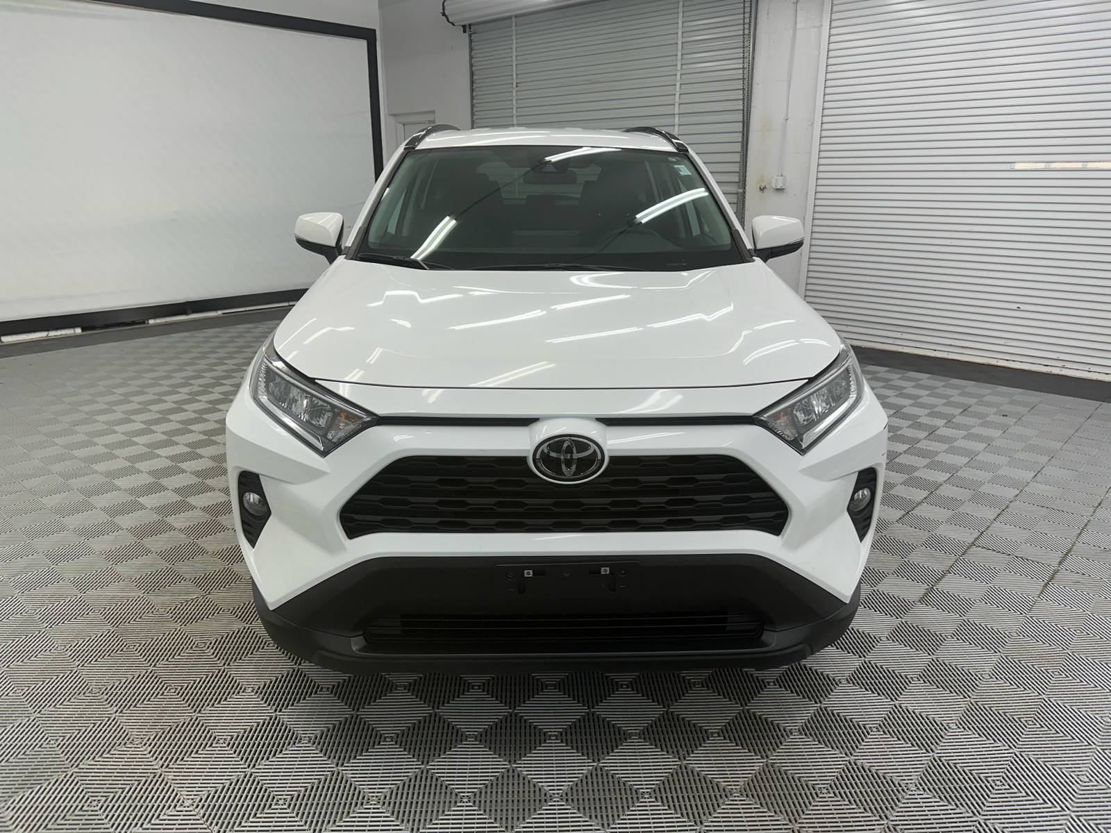 2021 Toyota RAV4 XLE 8