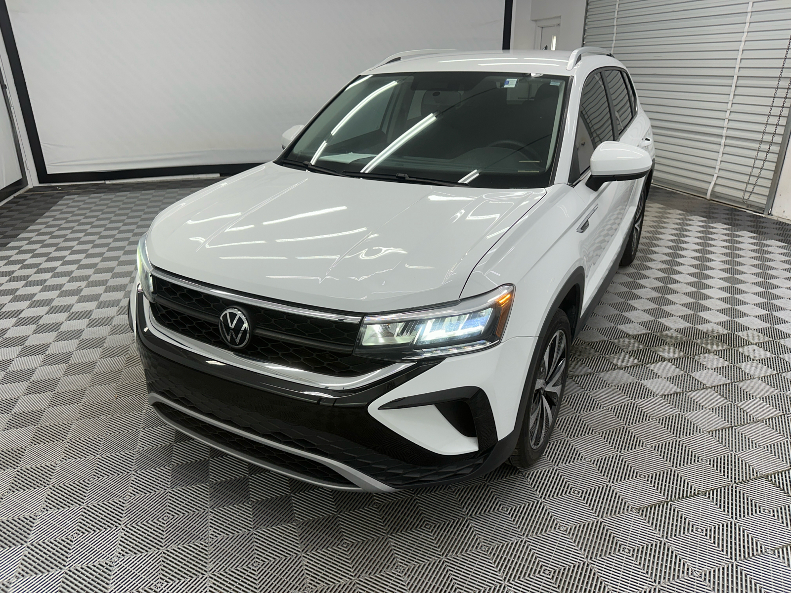 2022 Volkswagen Taos 1.5T SE 1