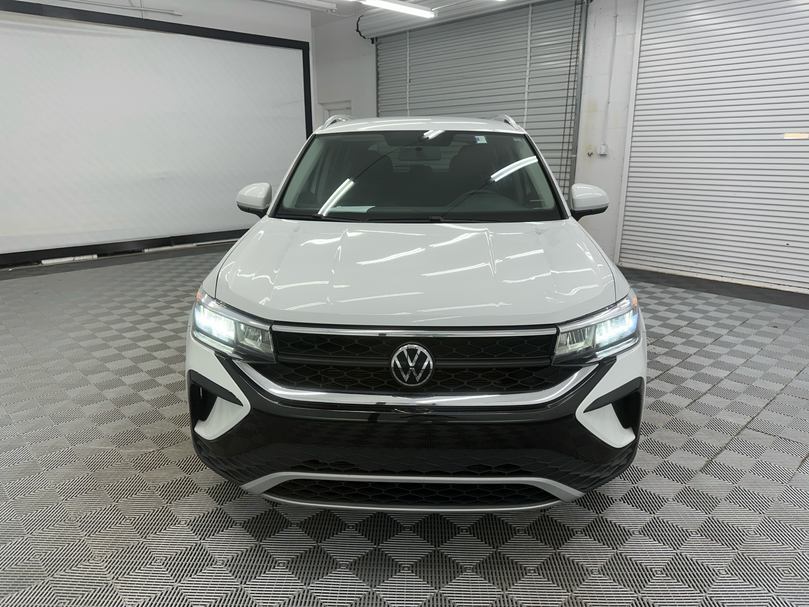 2022 Volkswagen Taos 1.5T SE 8