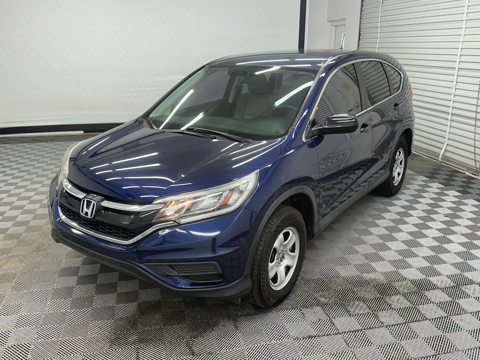 2015 Honda CR-V LX 1