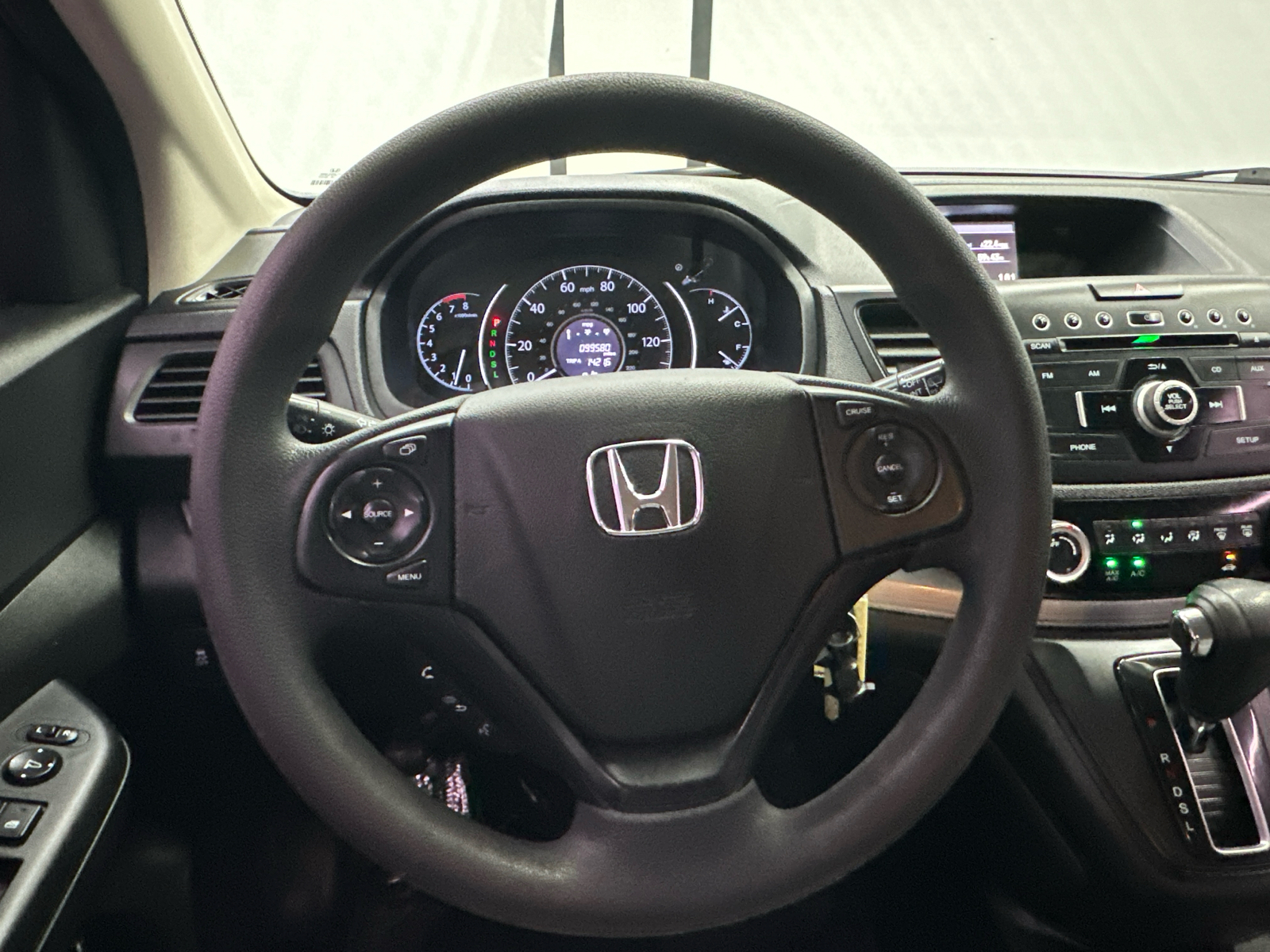 2015 Honda CR-V LX 24