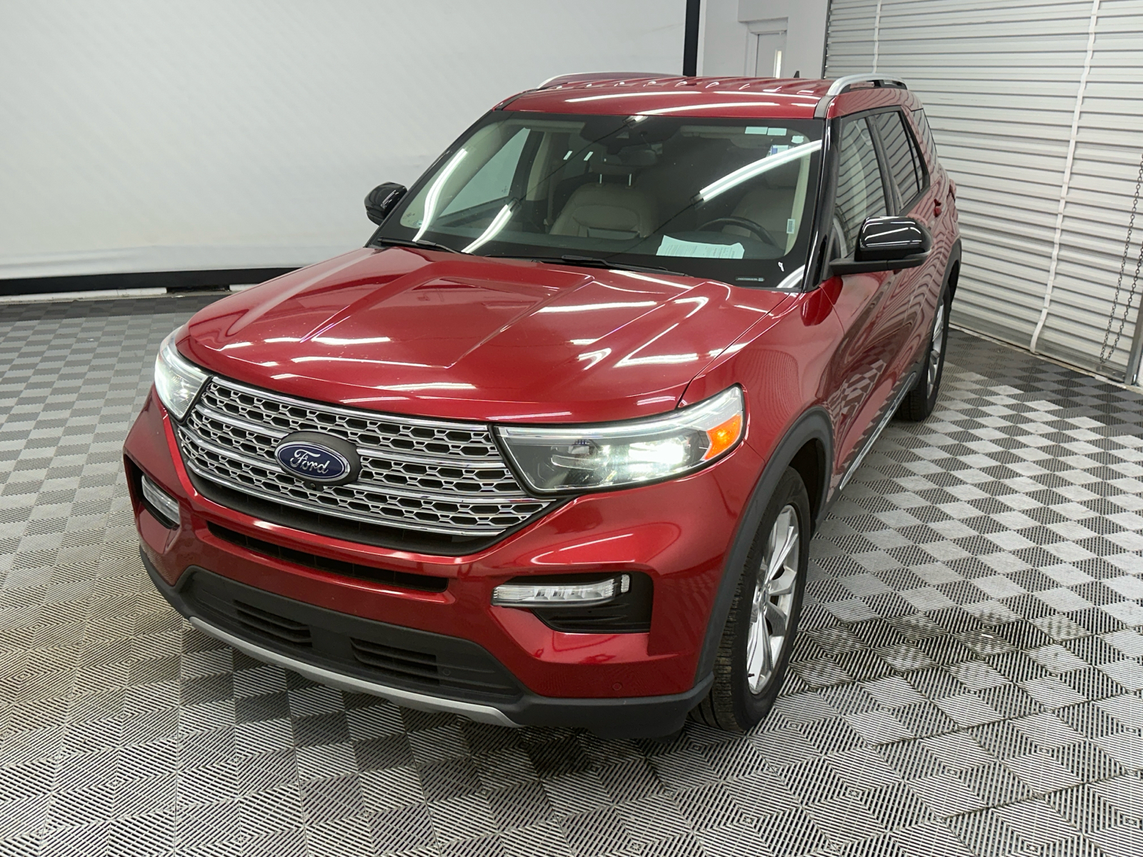 2021 Ford Explorer Limited 1