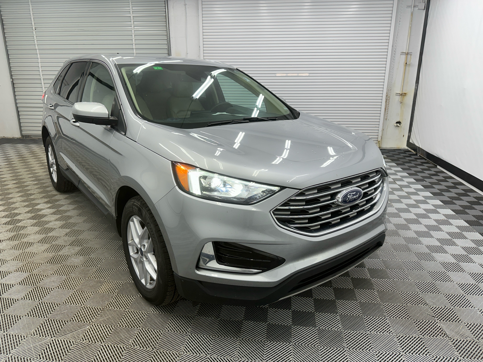 2022 Ford Edge SEL 7