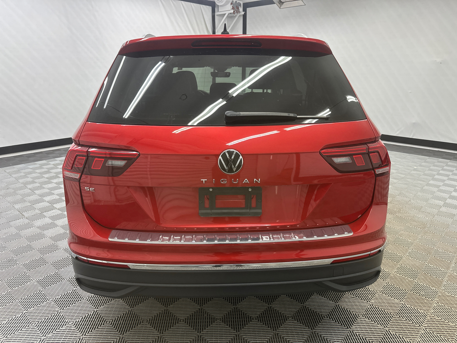 2022 Volkswagen Tiguan 2.0T SE 4