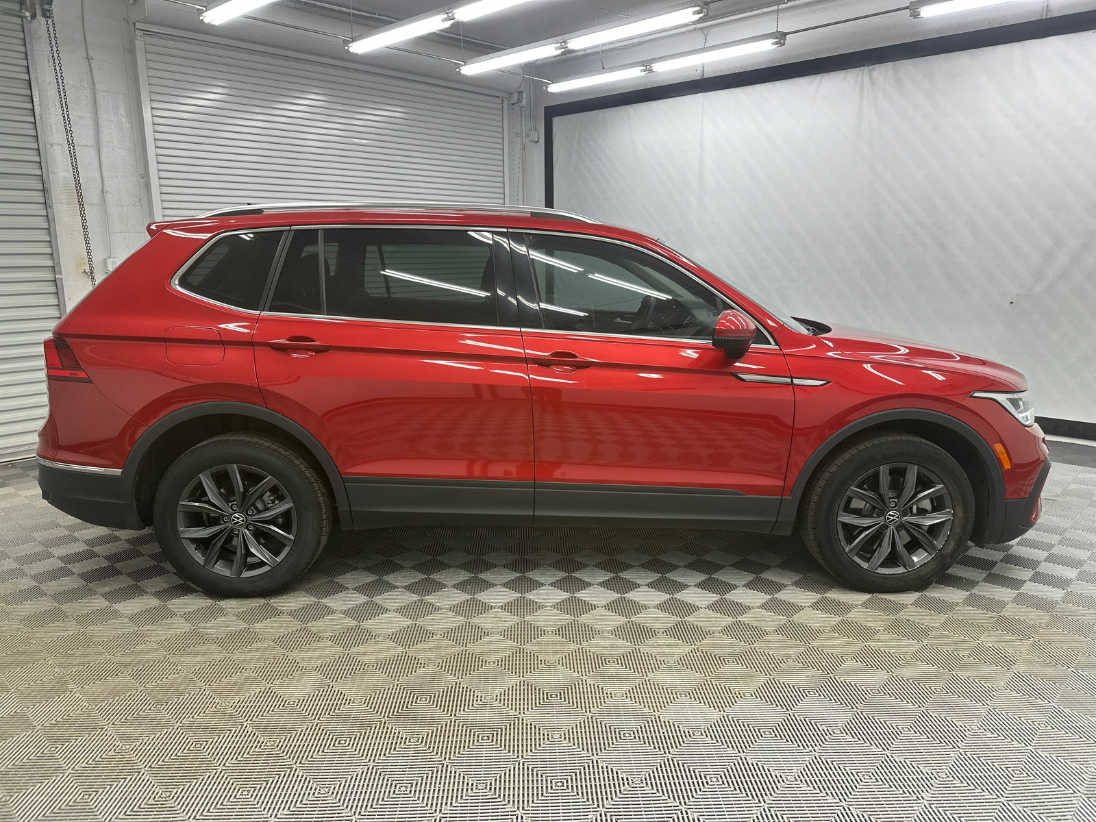 2022 Volkswagen Tiguan 2.0T SE 6