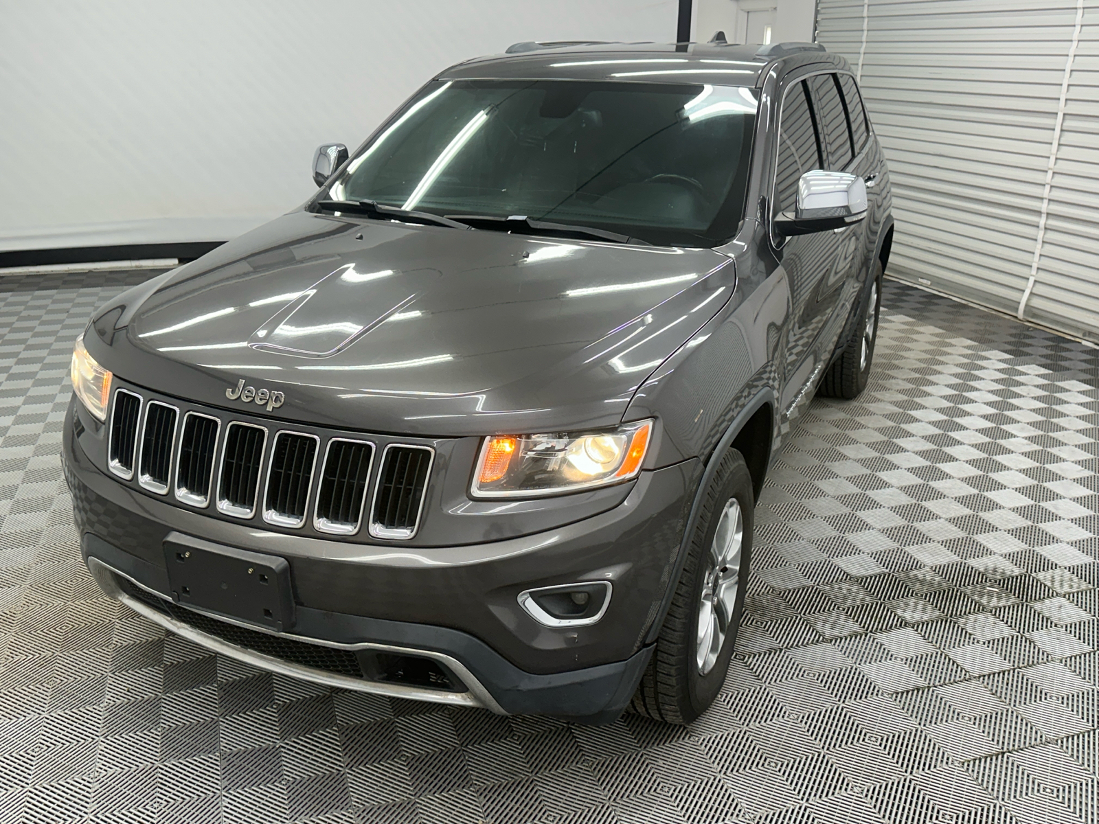 2015 Jeep Grand Cherokee Limited 1