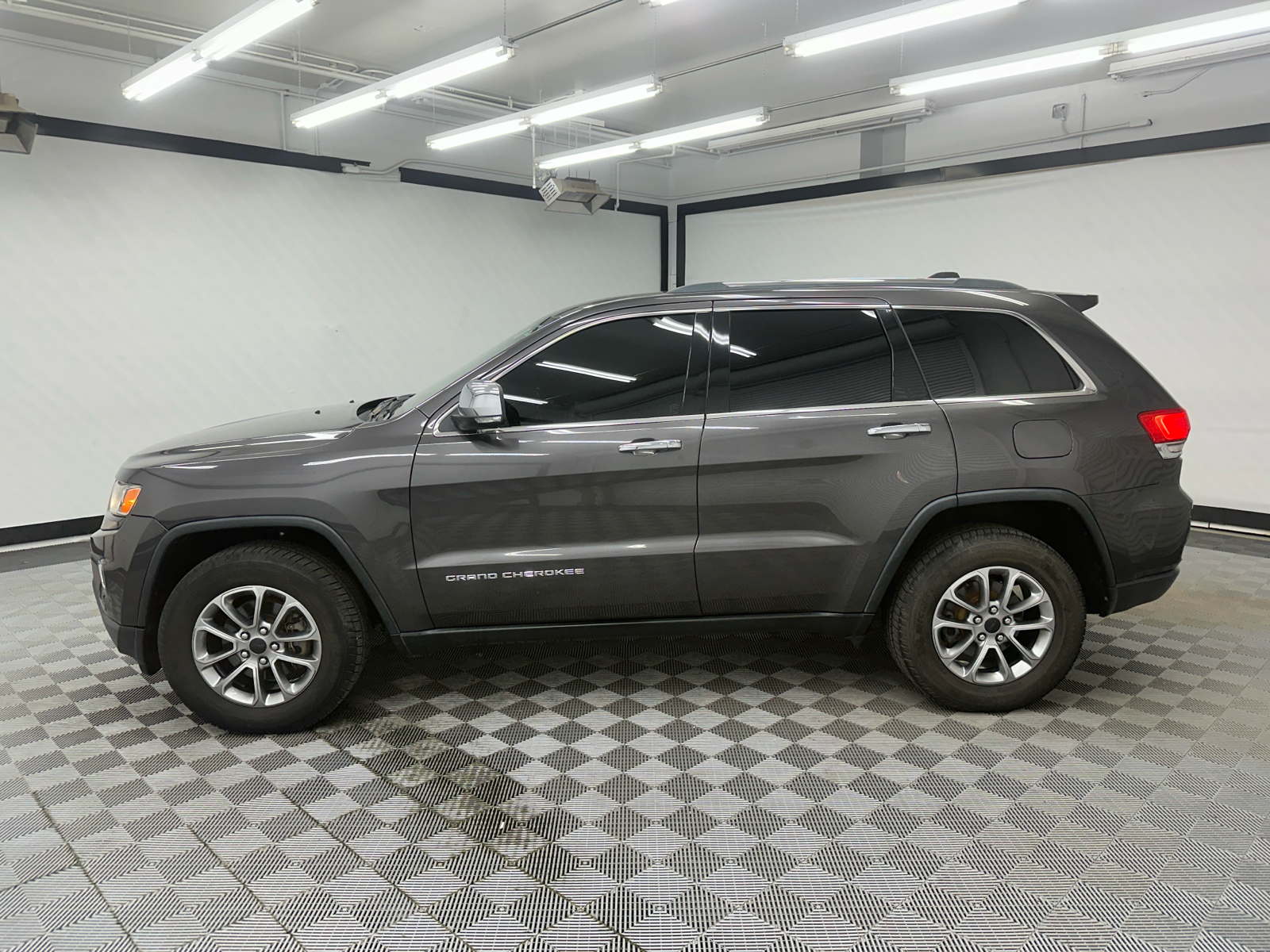 2015 Jeep Grand Cherokee Limited 2