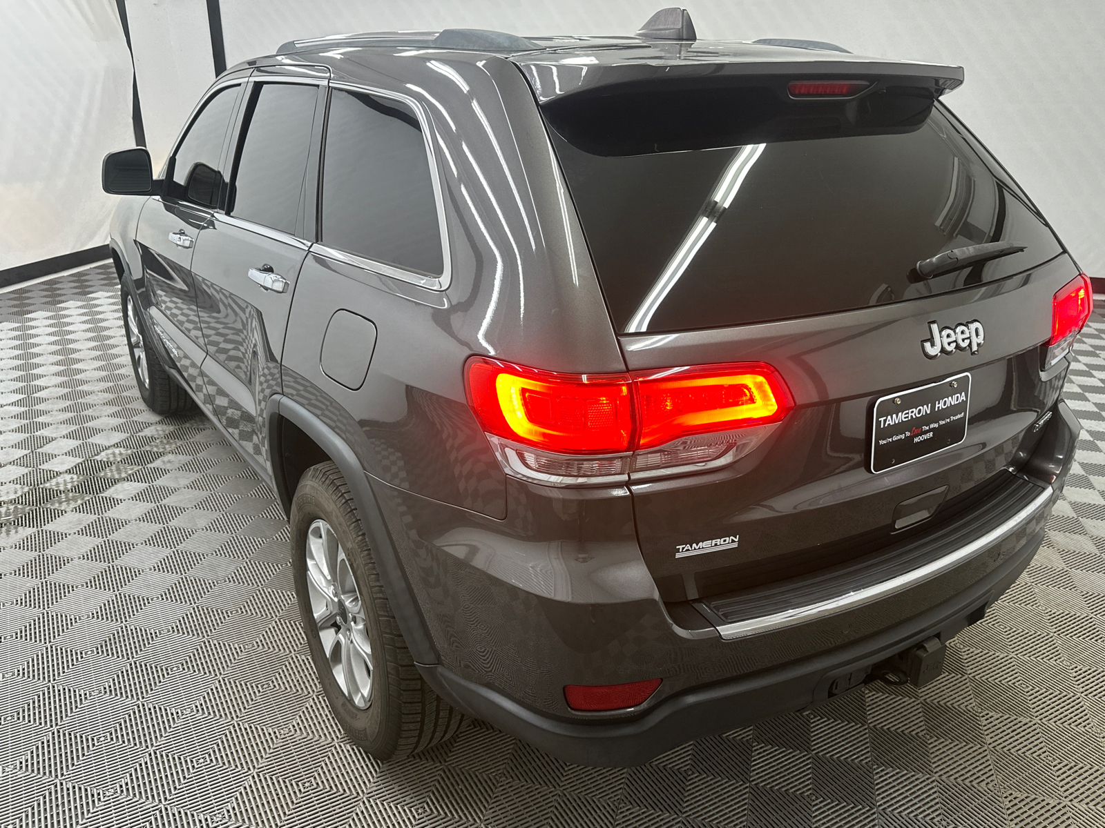 2015 Jeep Grand Cherokee Limited 3