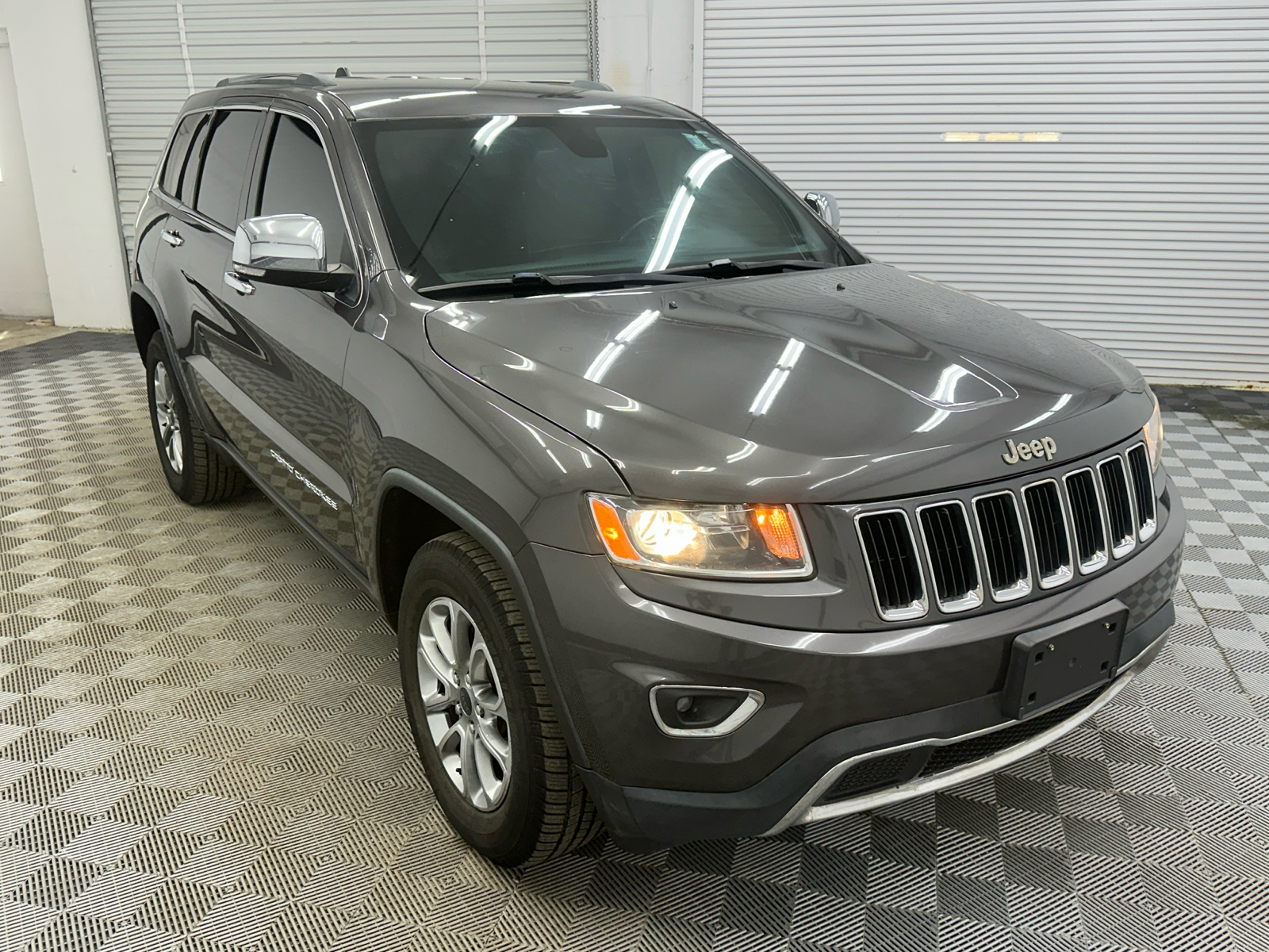 2015 Jeep Grand Cherokee Limited 7