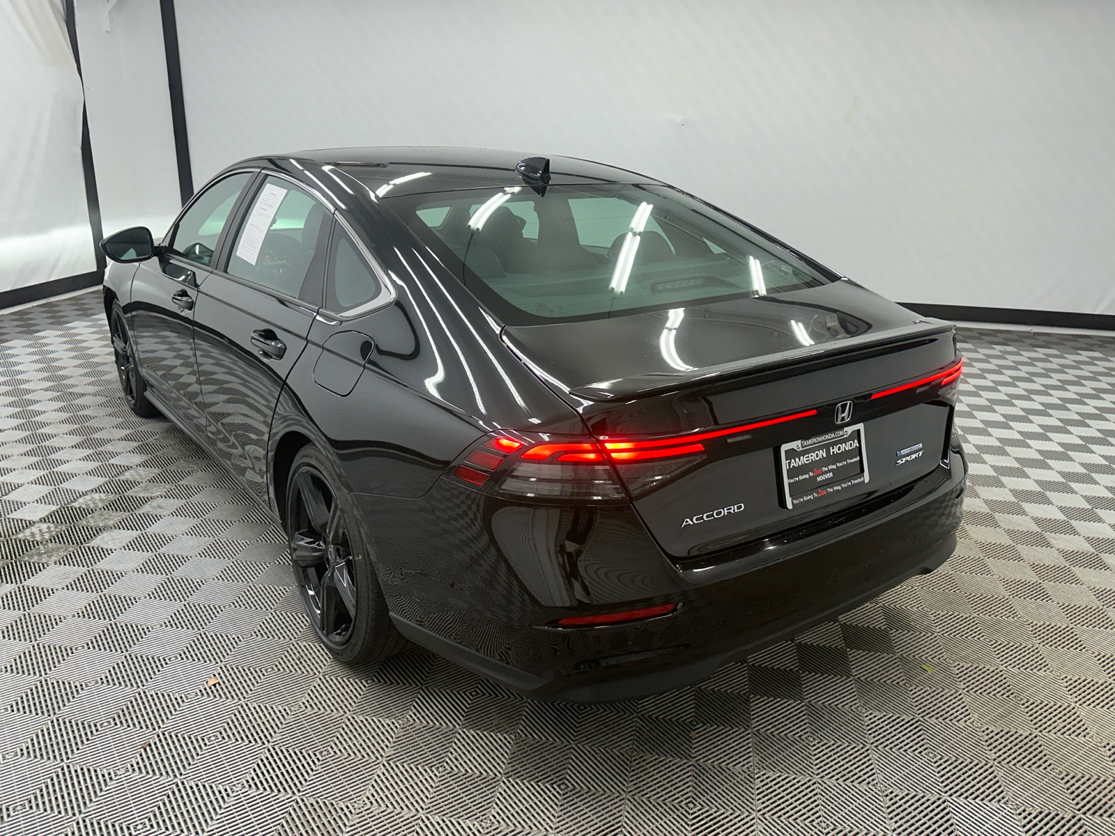 2023 Honda Accord Hybrid Sport 3