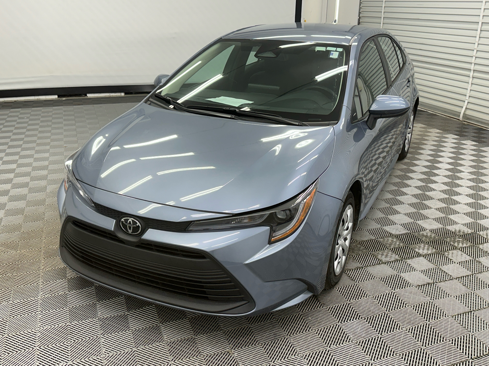 2023 Toyota Corolla LE 1