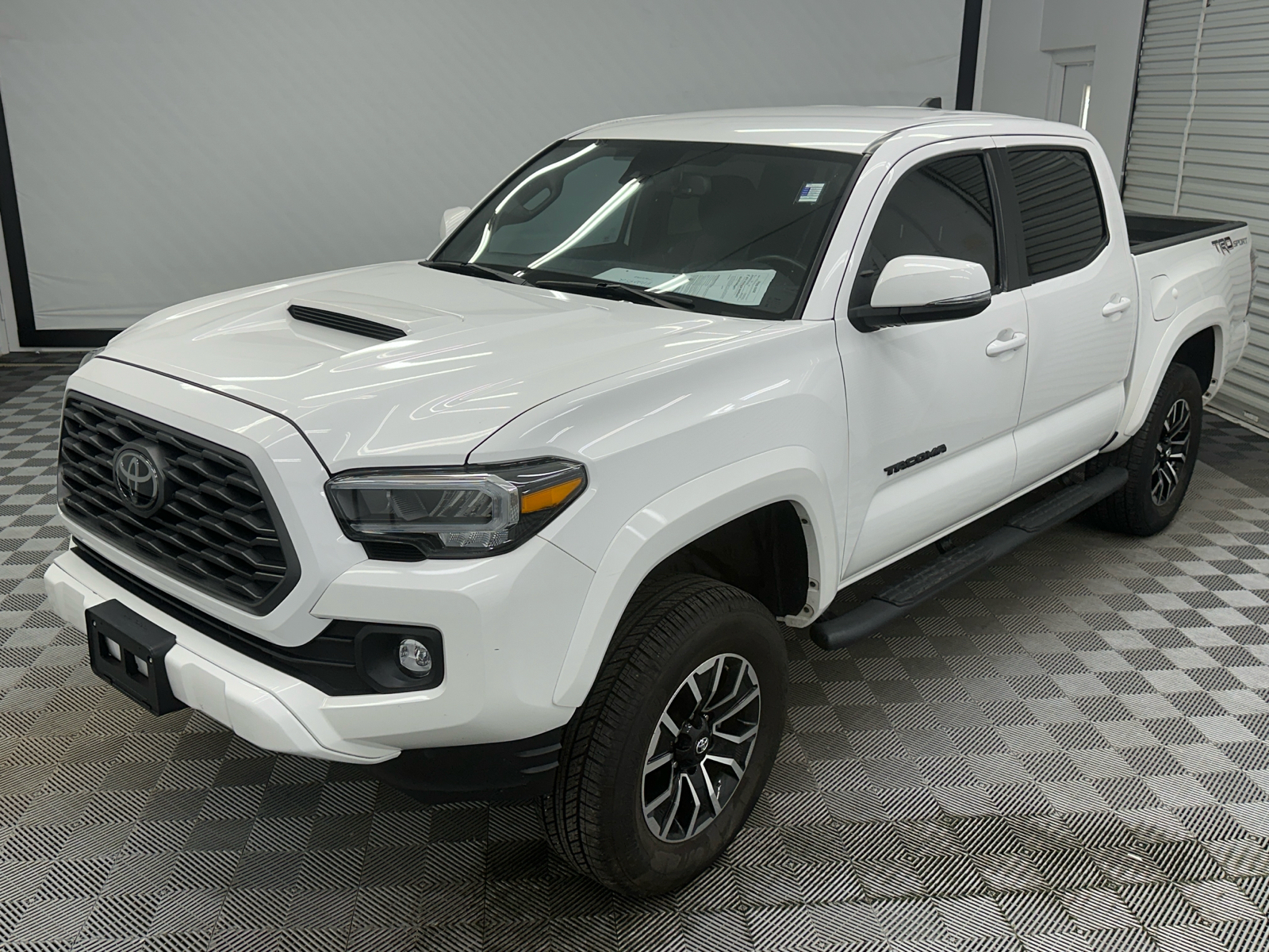 2021 Toyota Tacoma TRD Sport 1