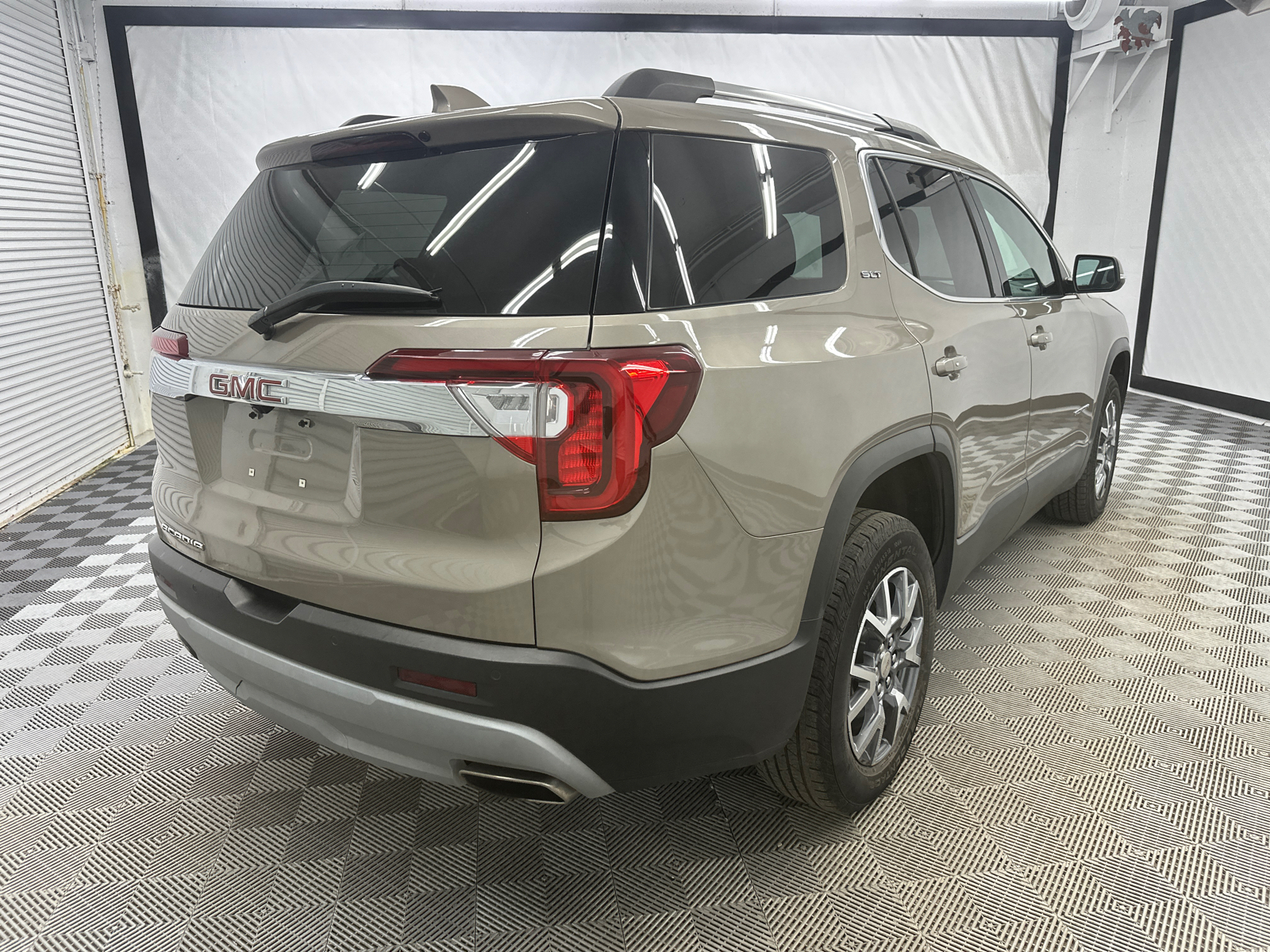 2023 GMC Acadia SLT 5