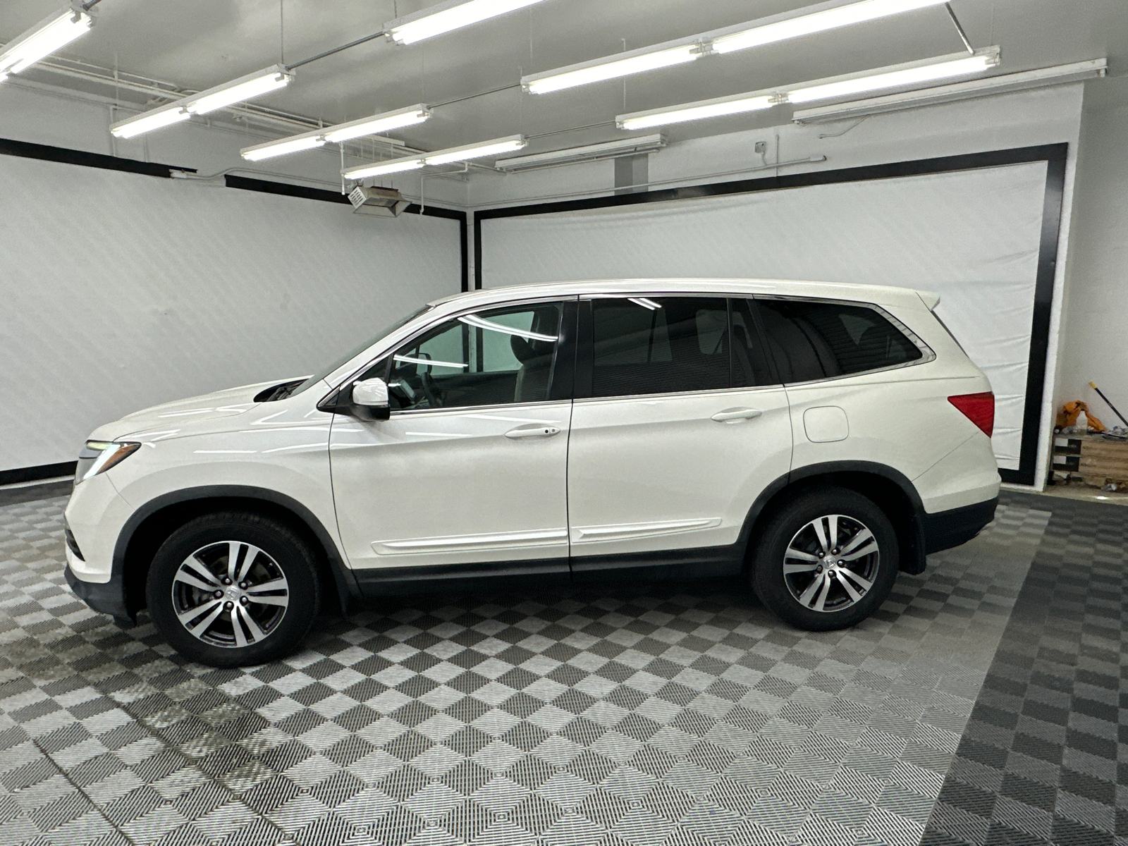 2016 Honda Pilot EX 2