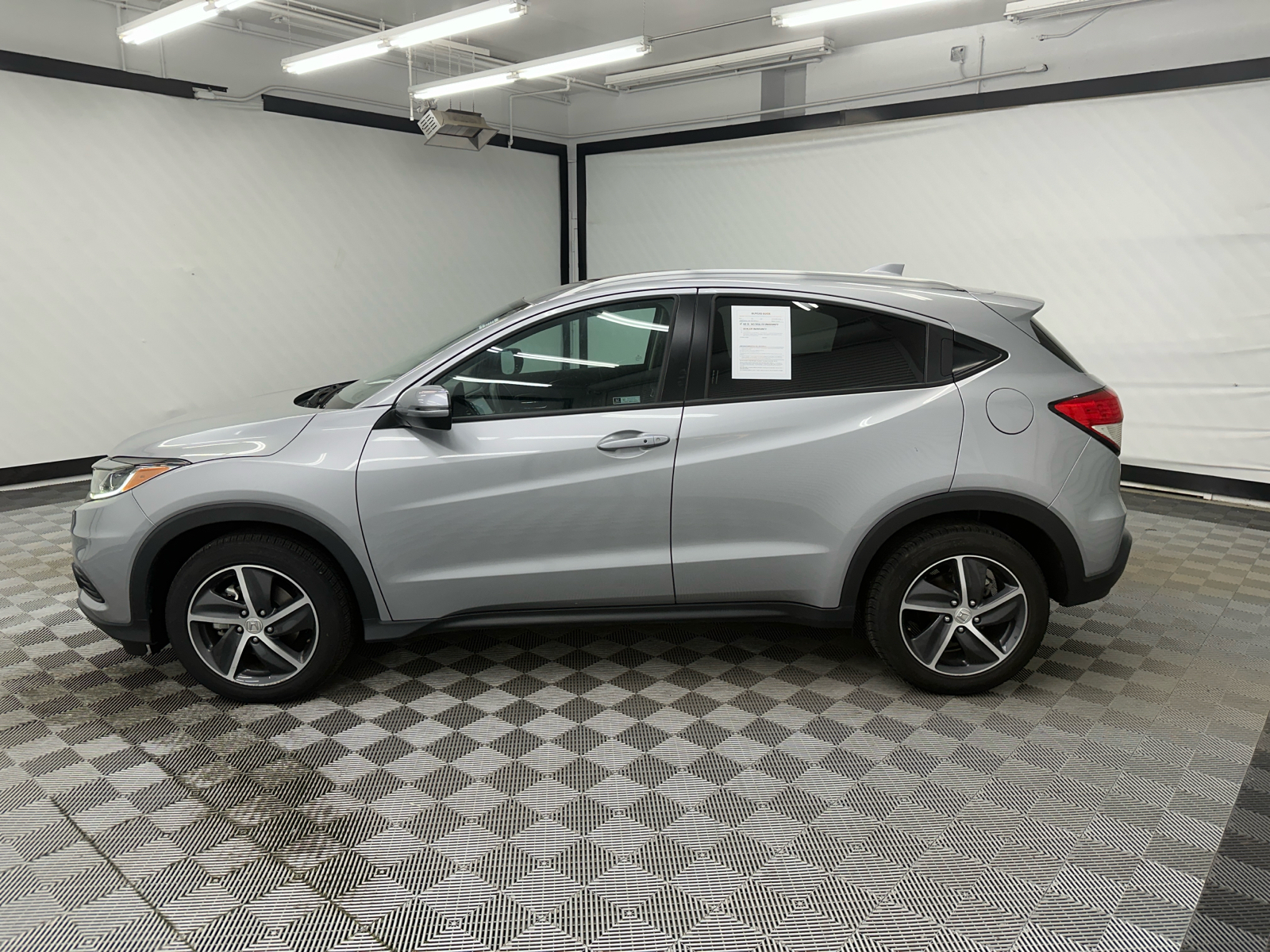 2022 Honda HR-V EX 10