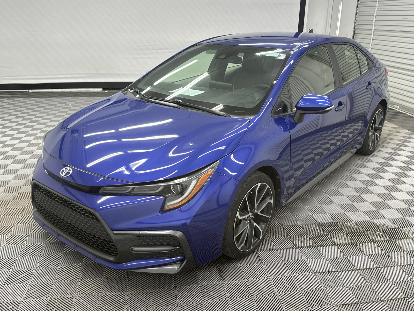 2020 Toyota Corolla SE 1