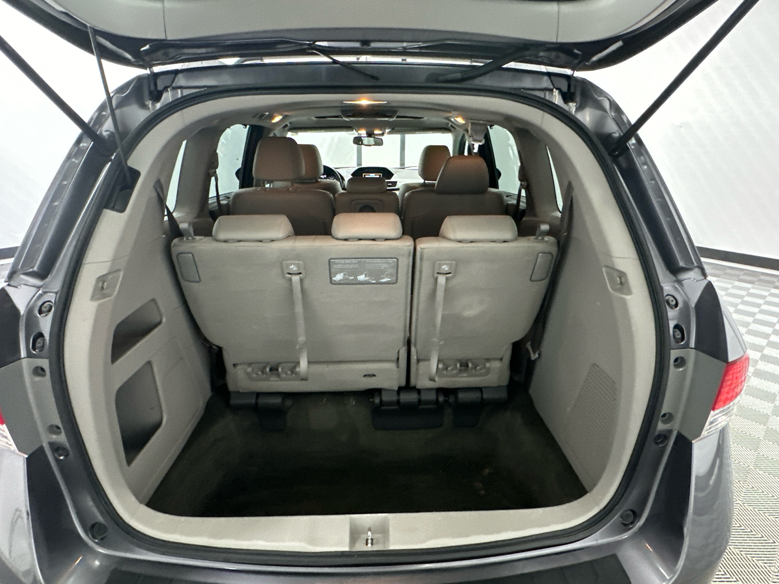 2014 Honda Odyssey EX-L 20