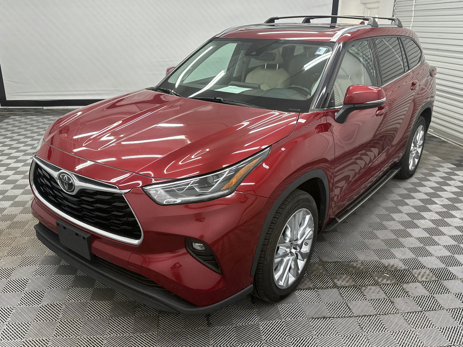 2020 Toyota Highlander Limited 1