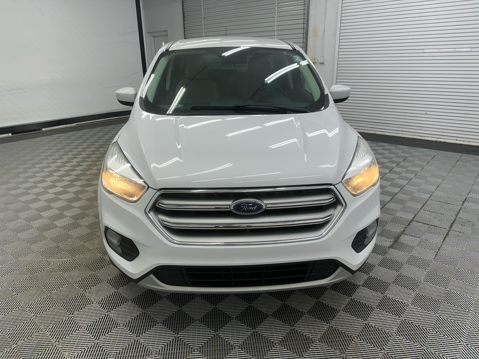 2017 Ford Escape SE 8