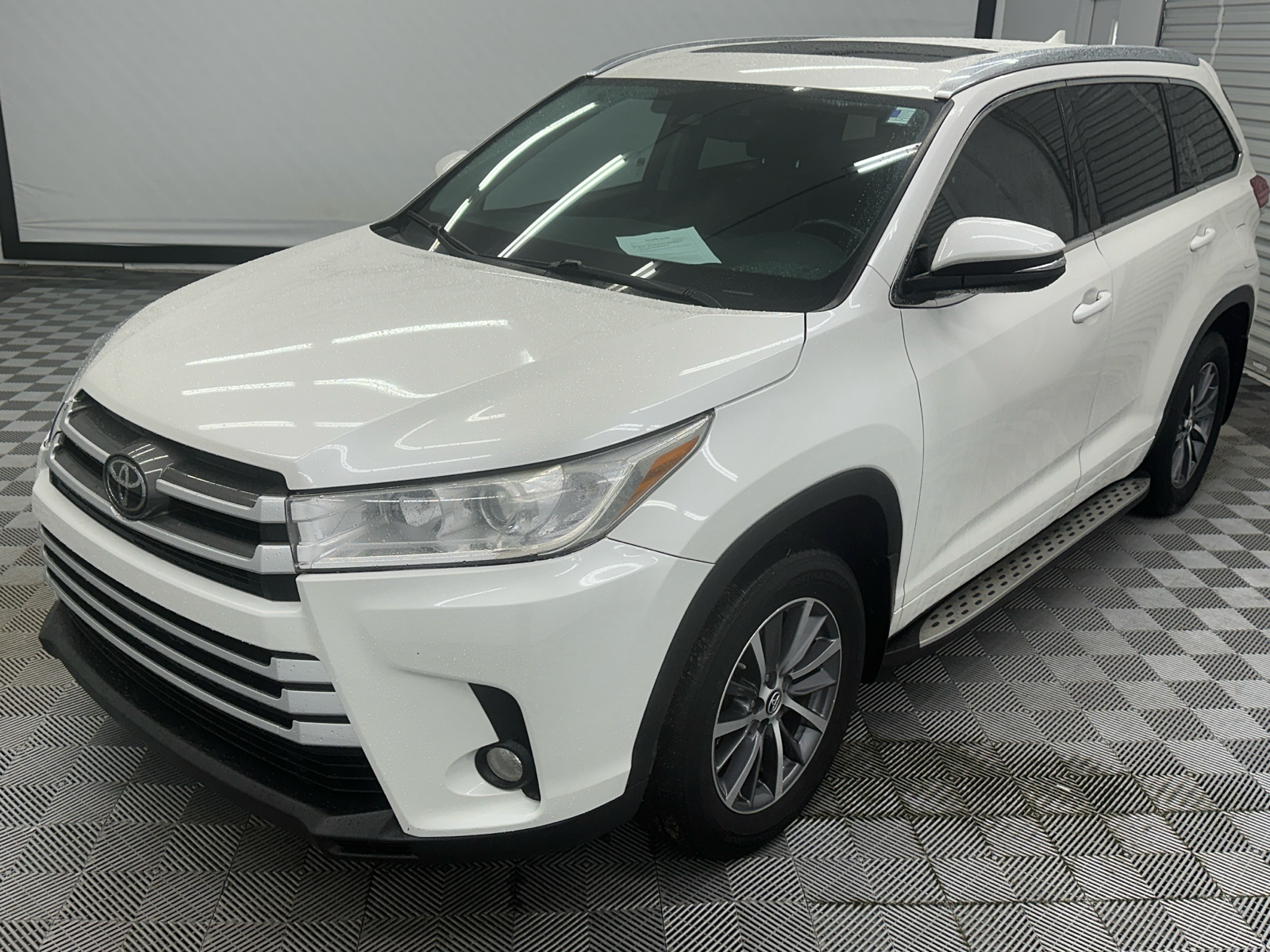 2018 Toyota Highlander XLE 1