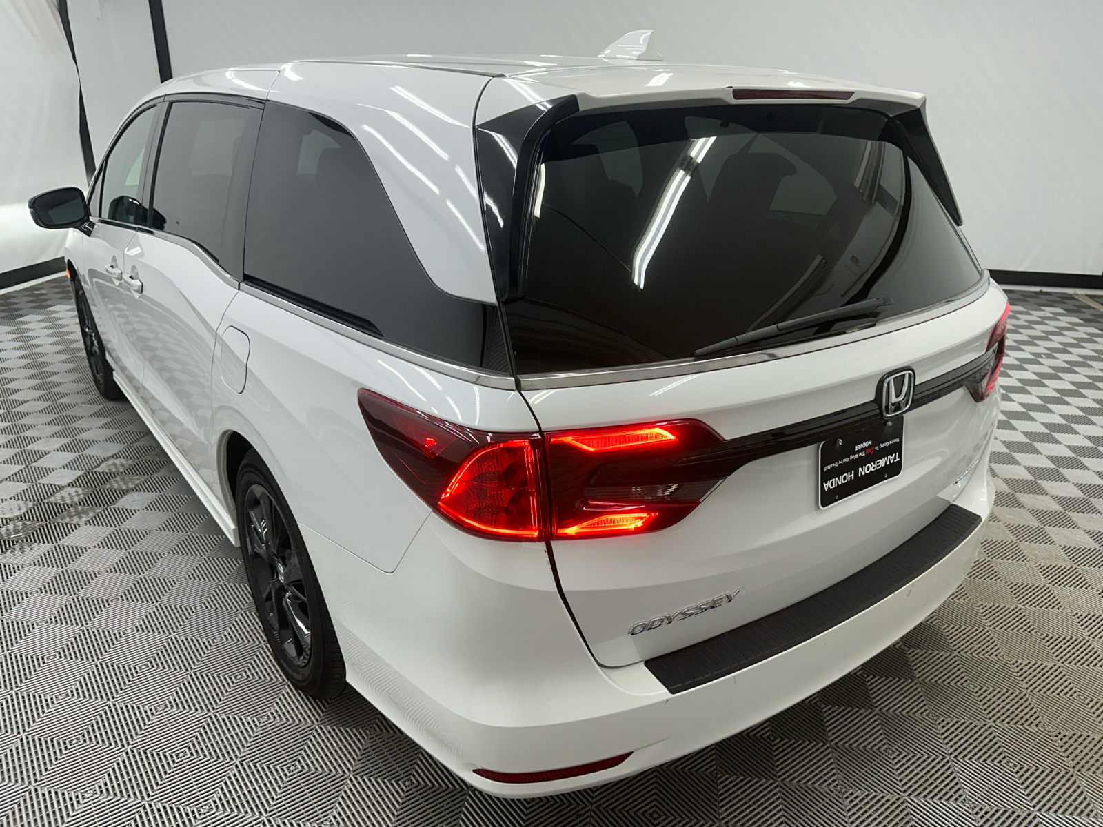 2023 Honda Odyssey Sport 3