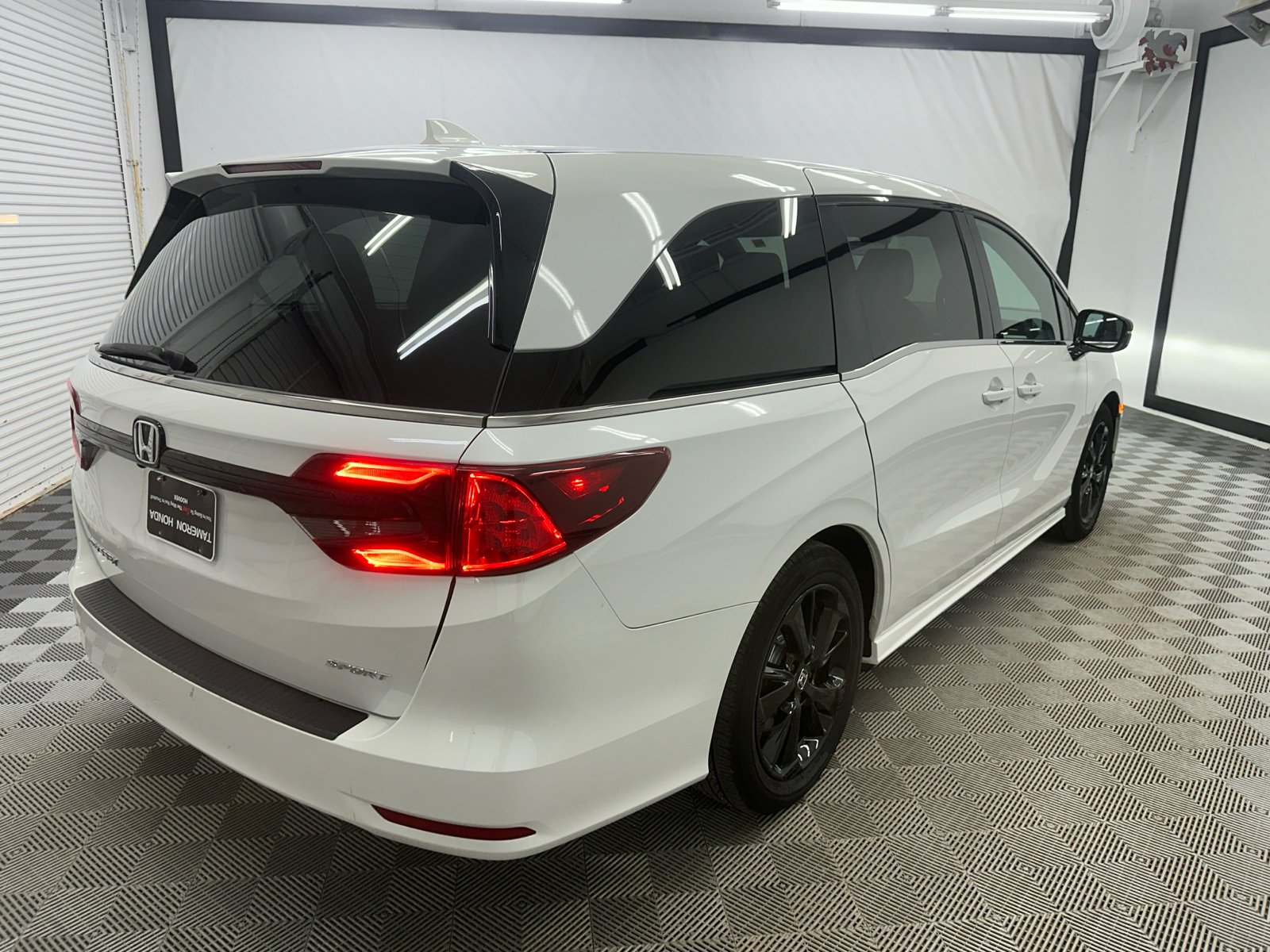 2023 Honda Odyssey Sport 5