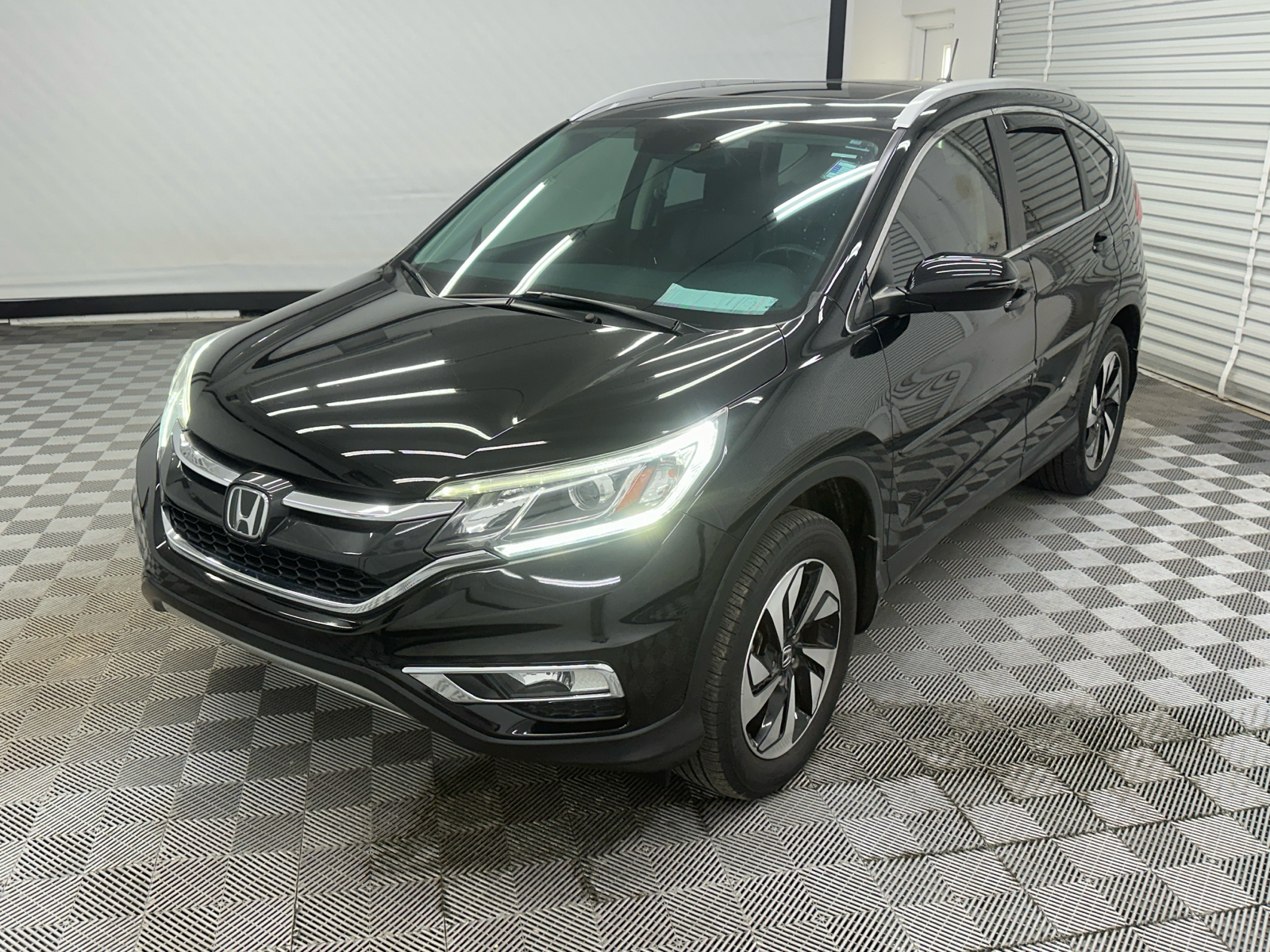 2016 Honda CR-V Touring 1