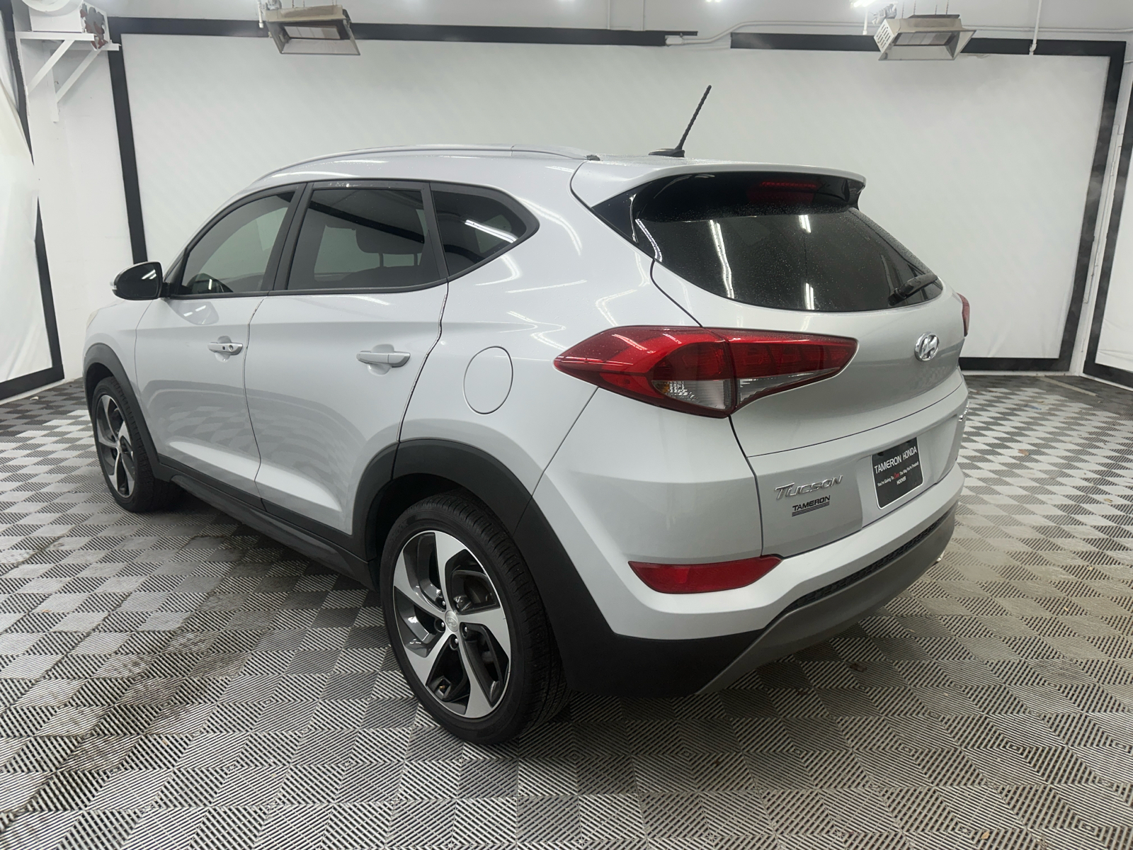 2016 Hyundai Tucson Sport 3